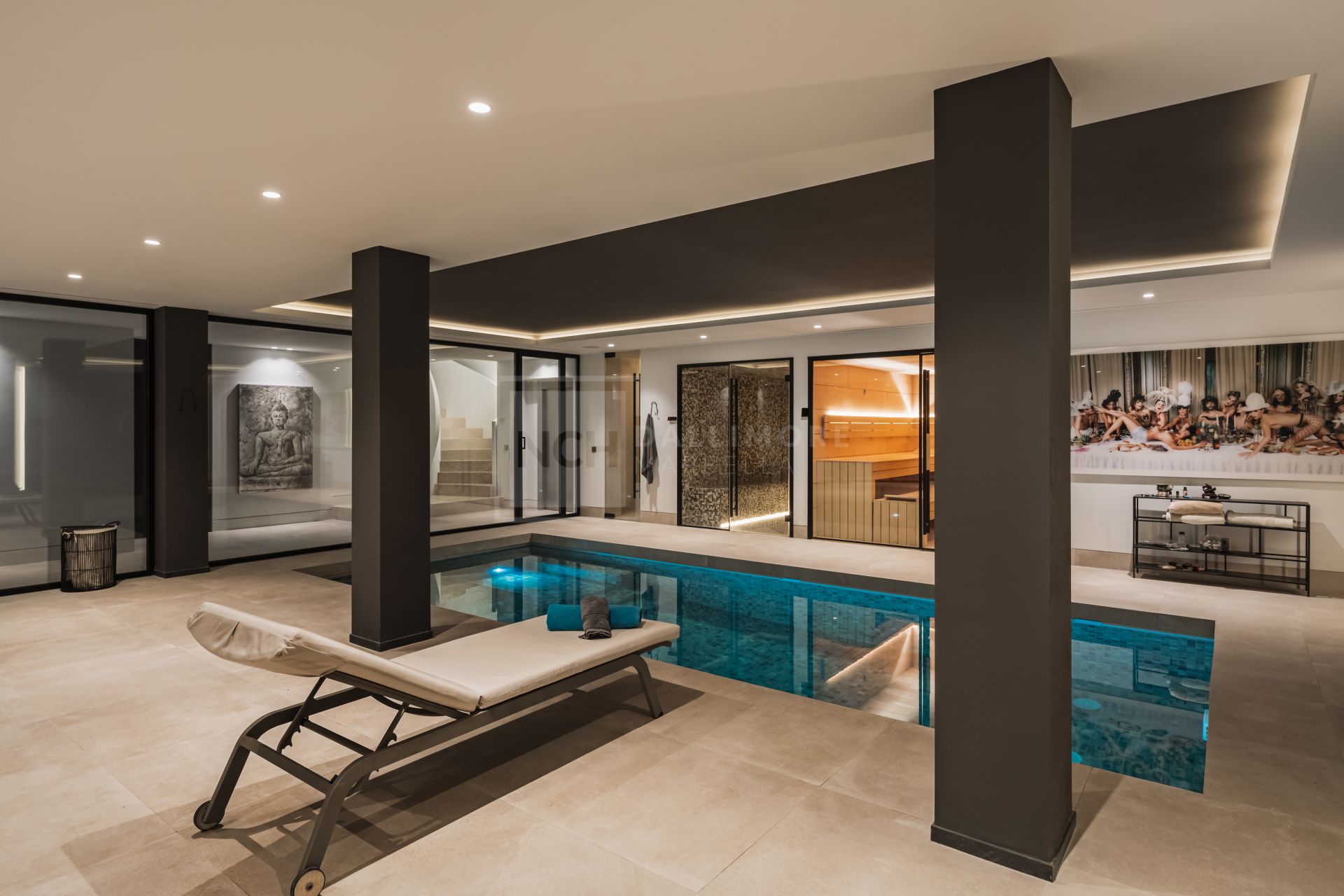 SLEEK 4-BEDROOM VILLA WITH INDOOR POOL, CINEMA, AND PANORAMIC VIEWS IN BENAHAVÍS