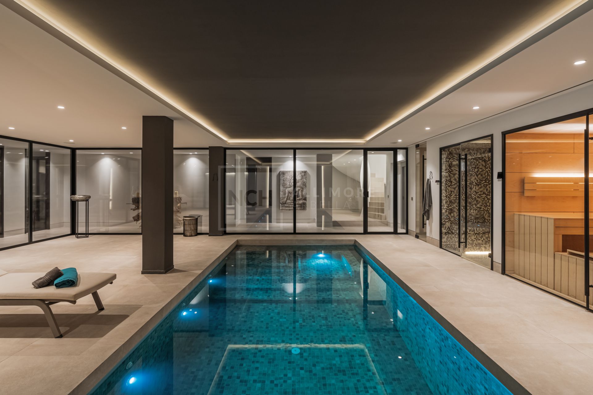SLEEK 4-BEDROOM VILLA WITH INDOOR POOL, CINEMA, AND PANORAMIC VIEWS IN BENAHAVÍS