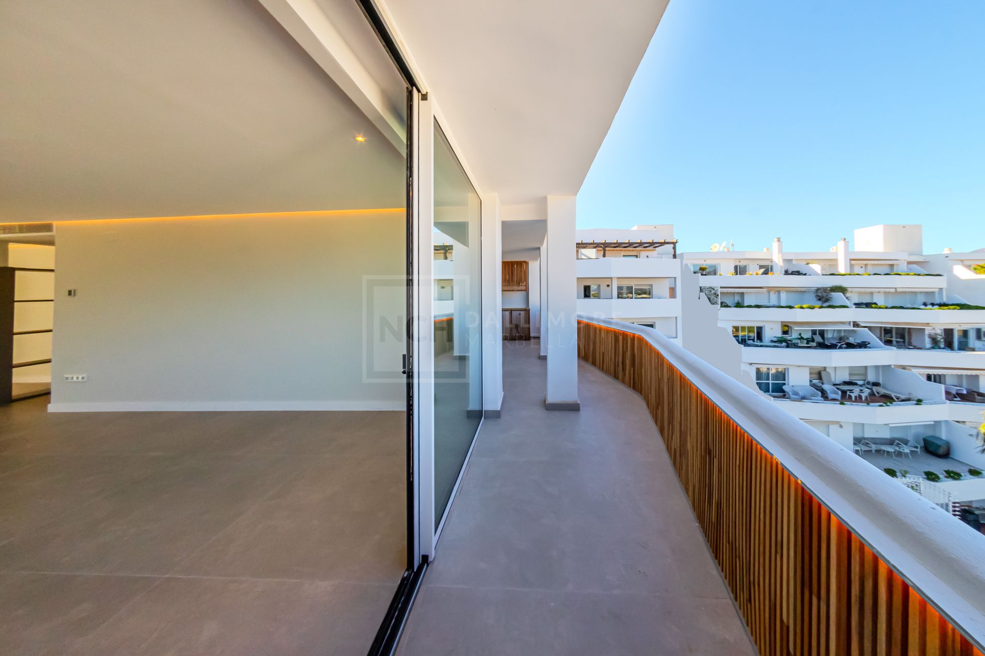 2-BEDROOM REFURBISHED PENTHOUSE IN THE GOLF VALLEY