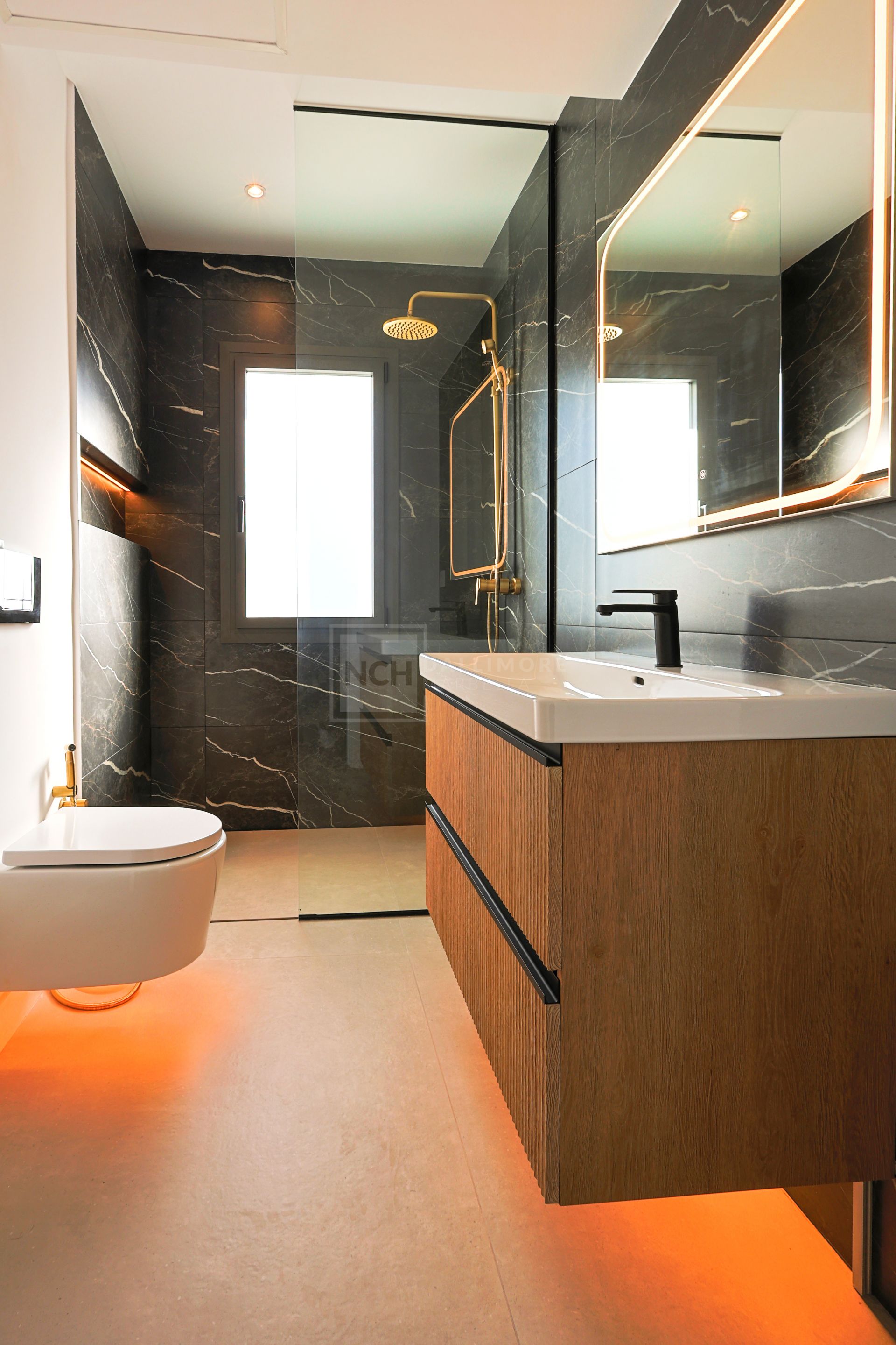 2-BEDROOM REFURBISHED PENTHOUSE IN THE GOLF VALLEY