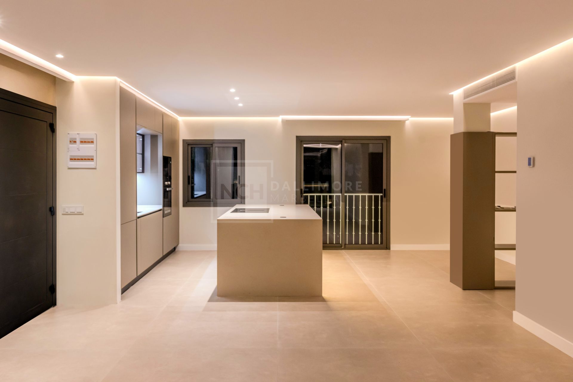 2-BEDROOM REFURBISHED PENTHOUSE IN THE GOLF VALLEY