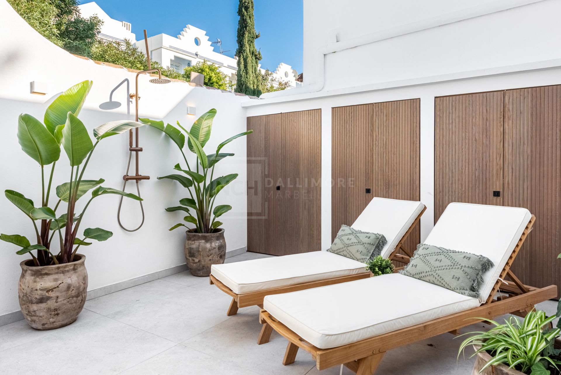 CHARMING BUNGALOW IN THE HEART OF NUEVA ANDALUCIA