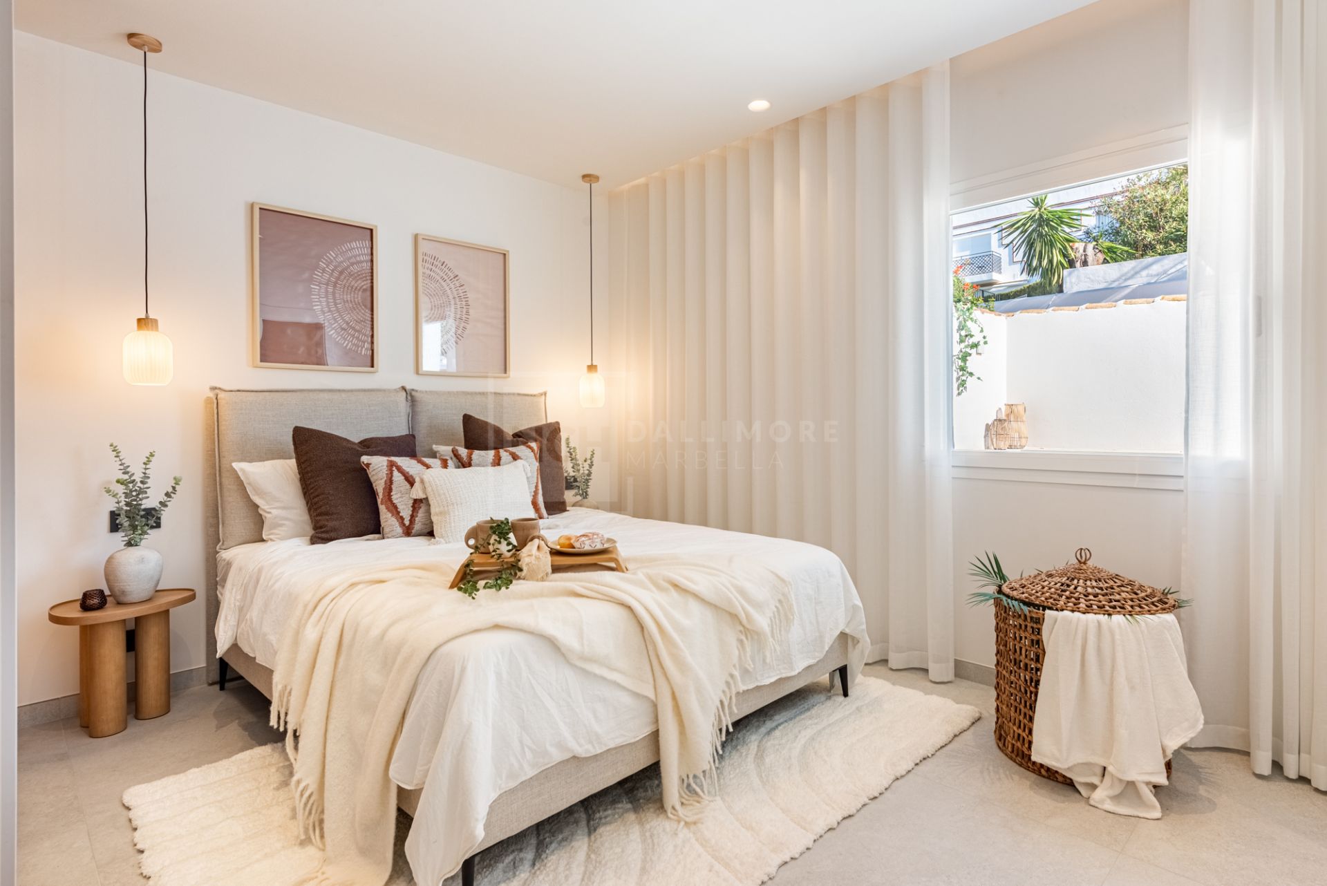 CHARMING BUNGALOW IN THE HEART OF NUEVA ANDALUCIA