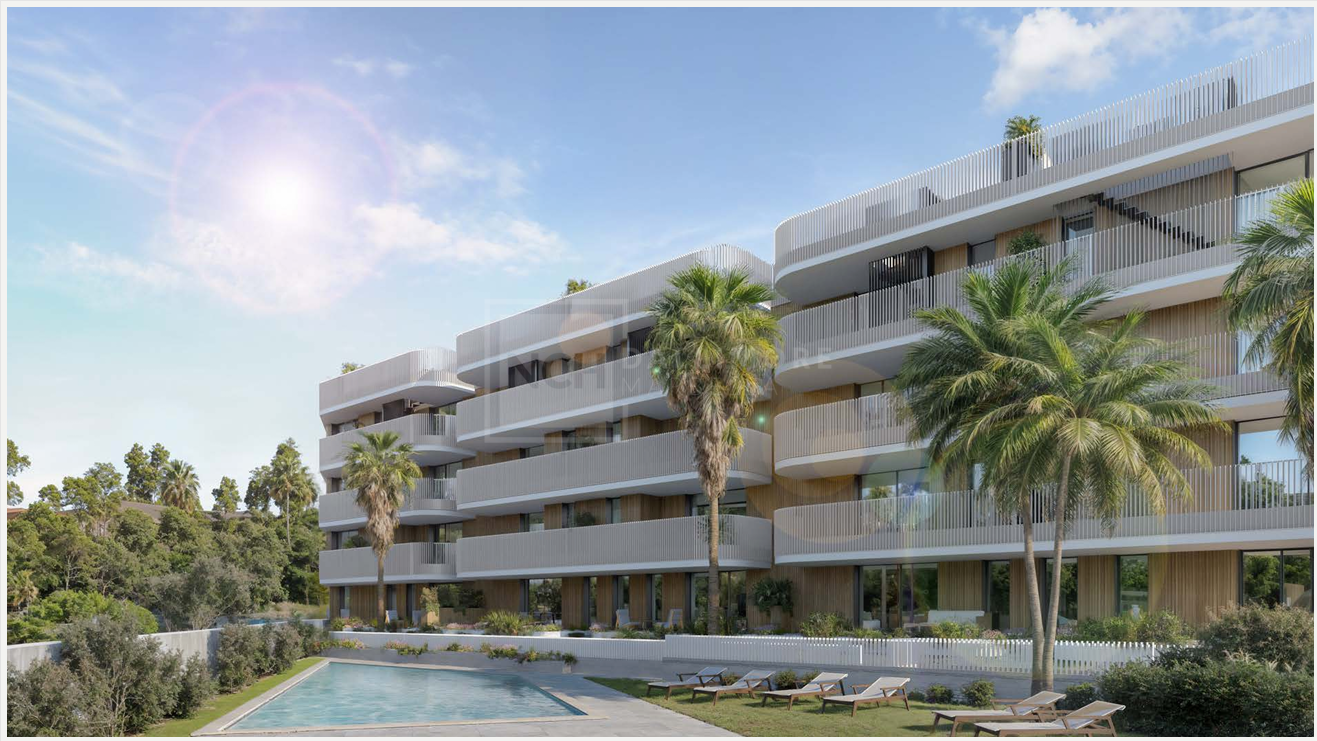 ÁTICO CON PISCINA PRIVADA EN EL CENTRO DE ESTEPONA