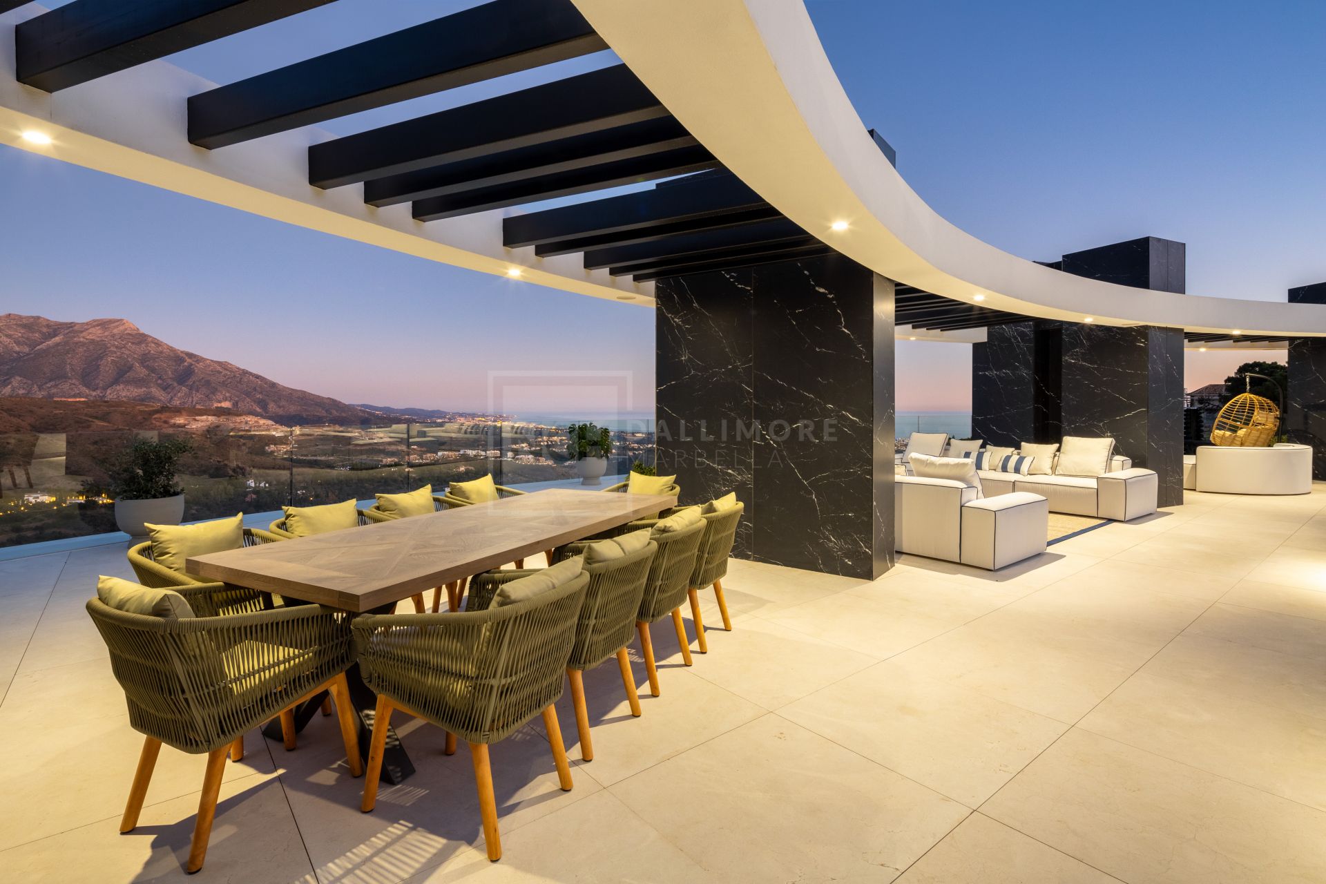 VILLA EL UNICO - 9-BEDROOM LUXURY MANSION IN LA ZAGALETA
