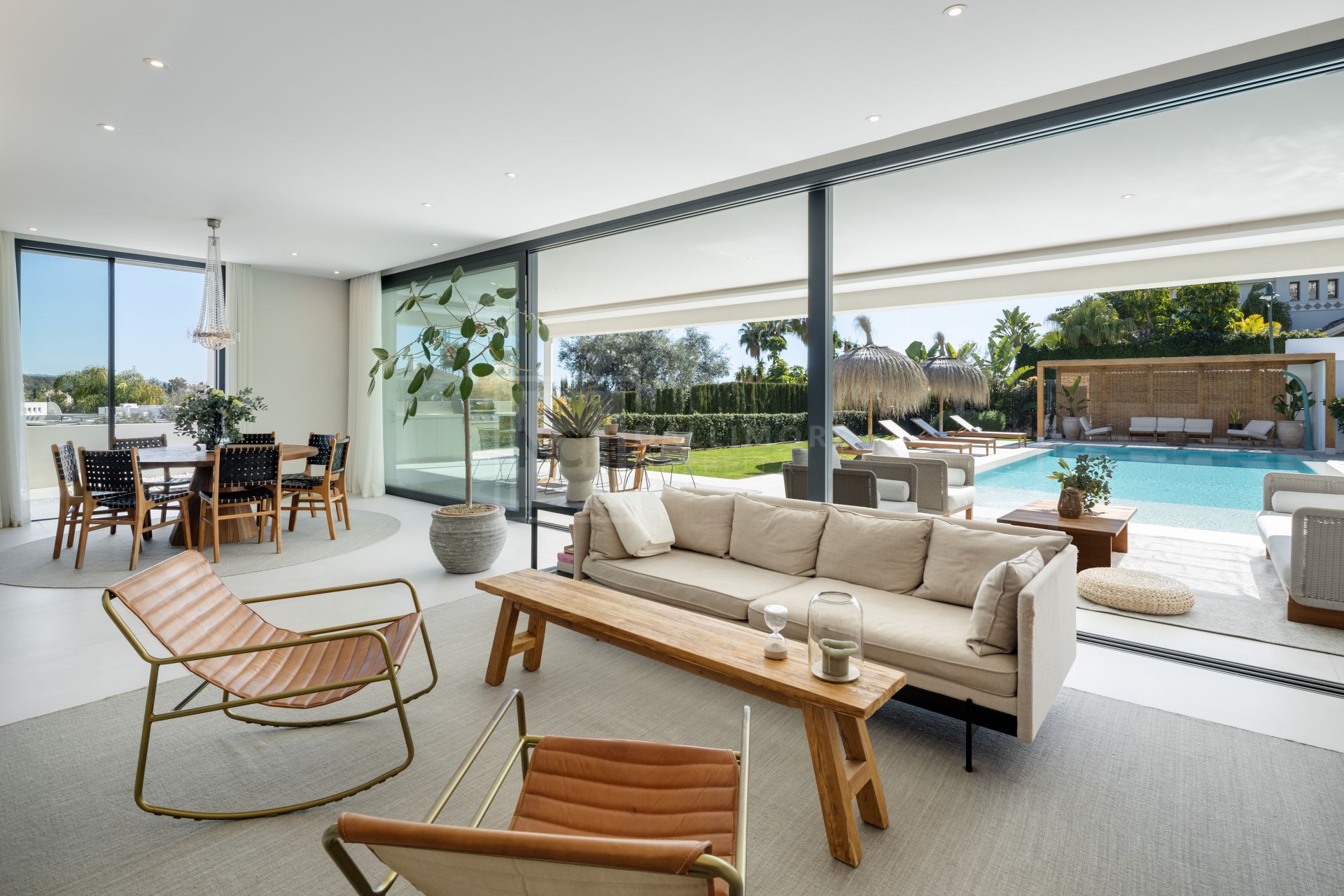 LIGHT-FILLED CONTEMPORARY 5-BEDROOM HOME IN MARBELLA’S EXCLUSIVE GOLF VALLEY