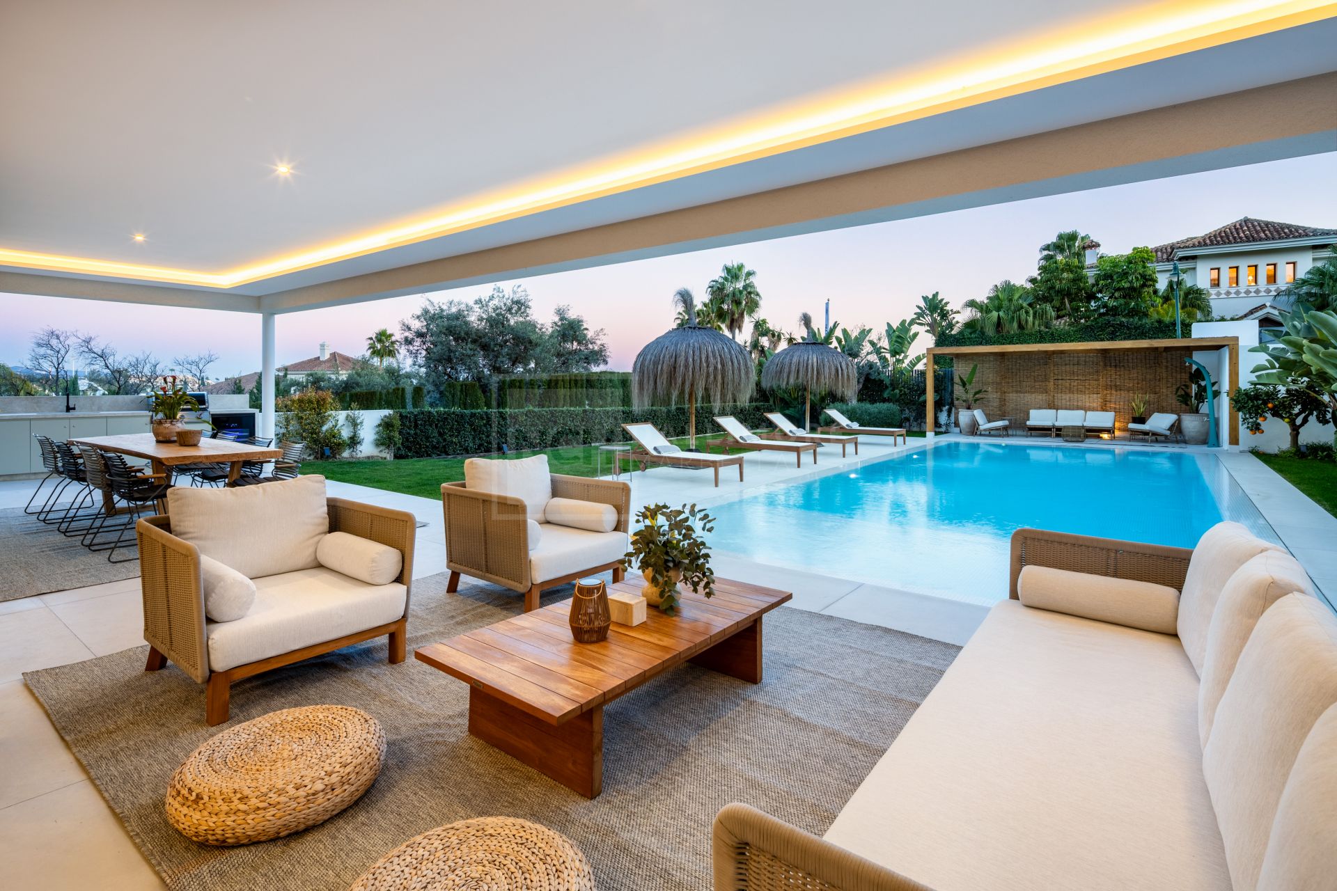 LIGHT-FILLED CONTEMPORARY 5-BEDROOM HOME IN MARBELLA’S EXCLUSIVE GOLF VALLEY