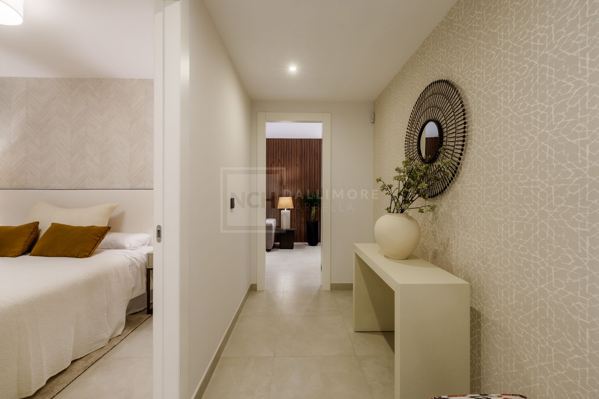 STYLISH SEMI-DETACHED HOME IN MARBELLA’S ELITE ZONE WITH GARDEN, POOL & SOLARIUM