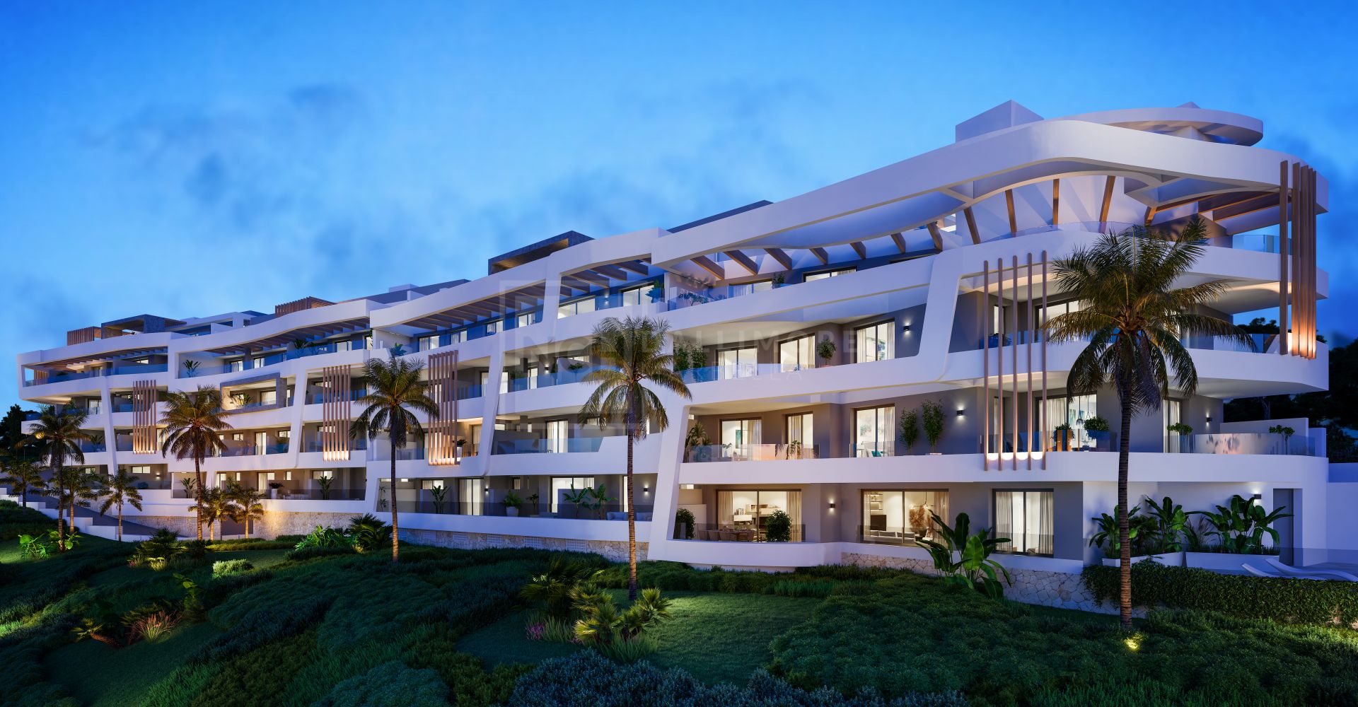 EN CONSTRUCCIÓN. Precioso duplex en PRIMERA LÍNEA DE GOLF en Guadalmina, Marbella