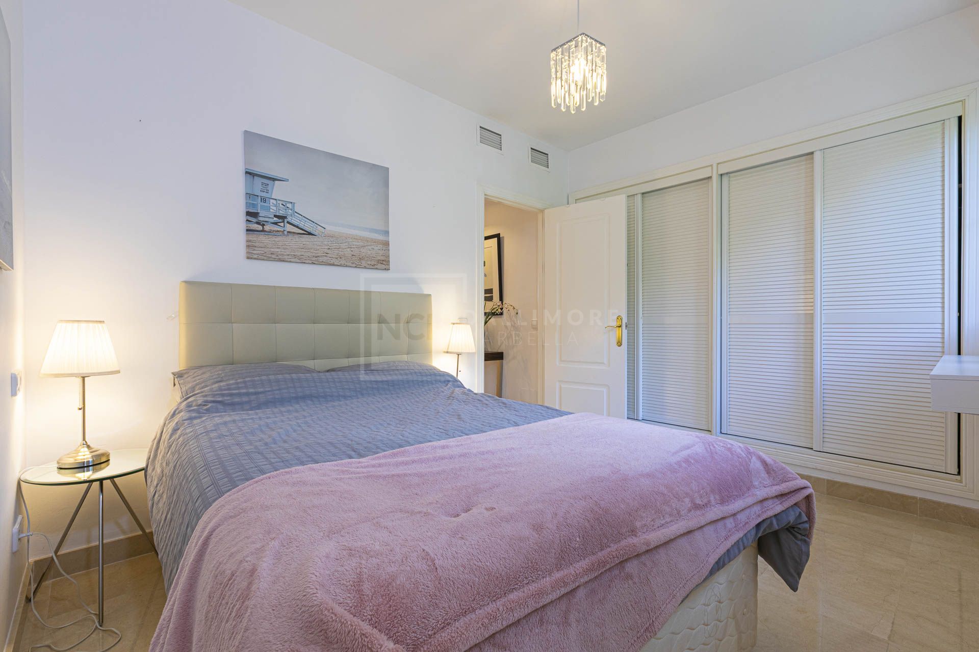 SOUTH FACING 4-BEDROOM TOWNHOUSE IN LOS ARQUEROS