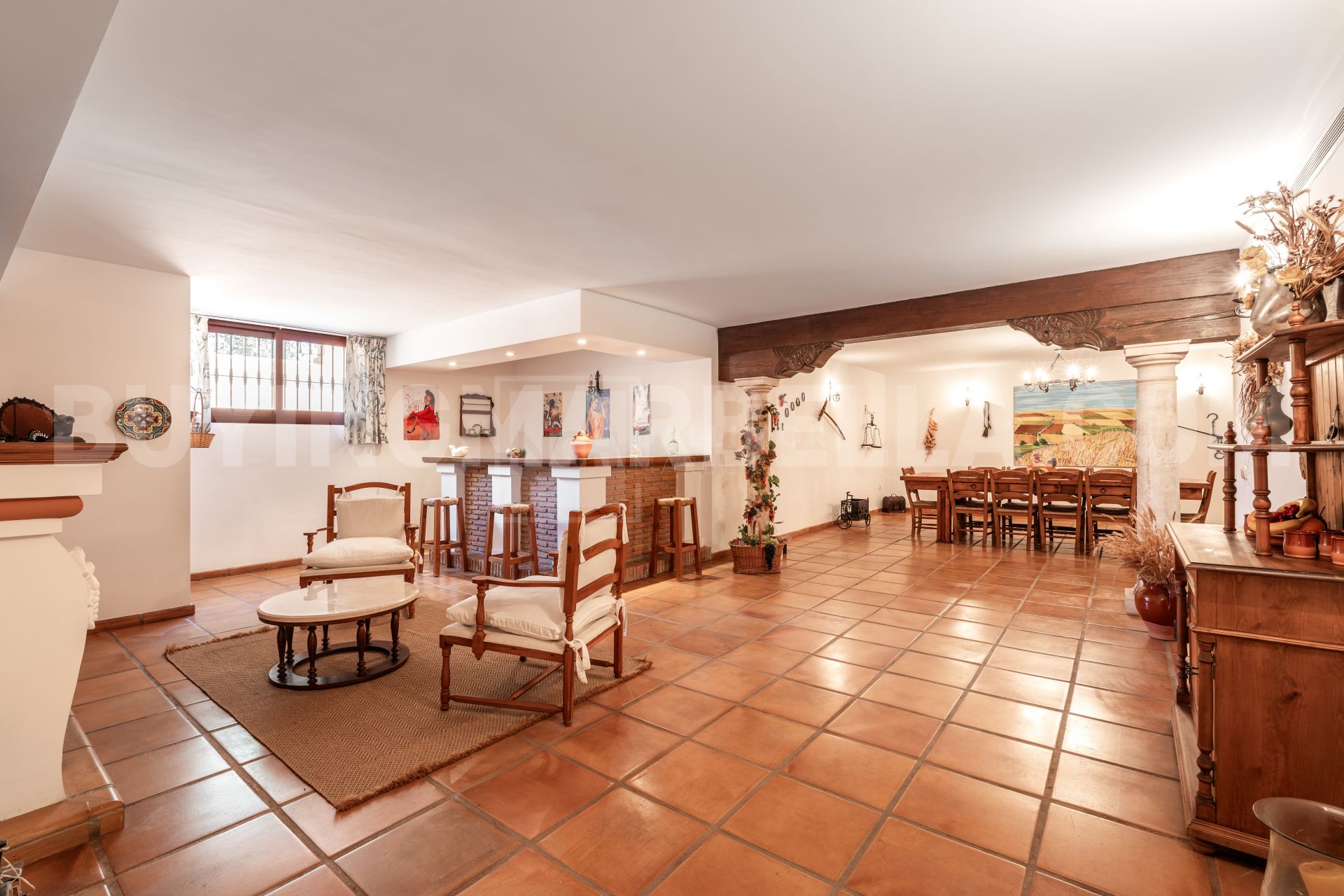 ELEGANCIA ANDALUZA ATEMPORAL EN LA MILLA DE ORO DE MARBELLA