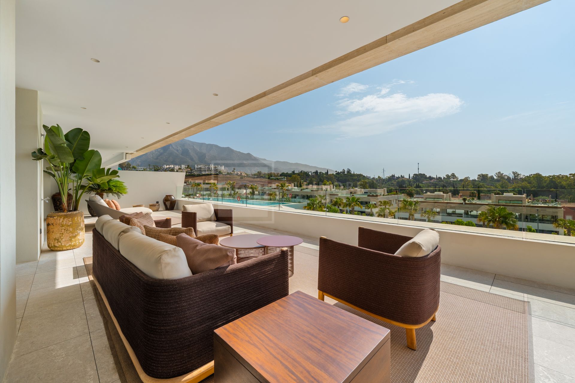 4-BEDROOM LUXURY RETREAT IN MARBELLA’S MOST PRESTIGIOUS ENCLAVE