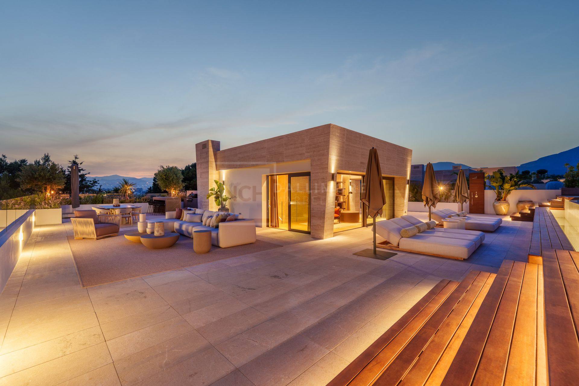 4-BEDROOM LUXURY RETREAT IN MARBELLA’S MOST PRESTIGIOUS ENCLAVE