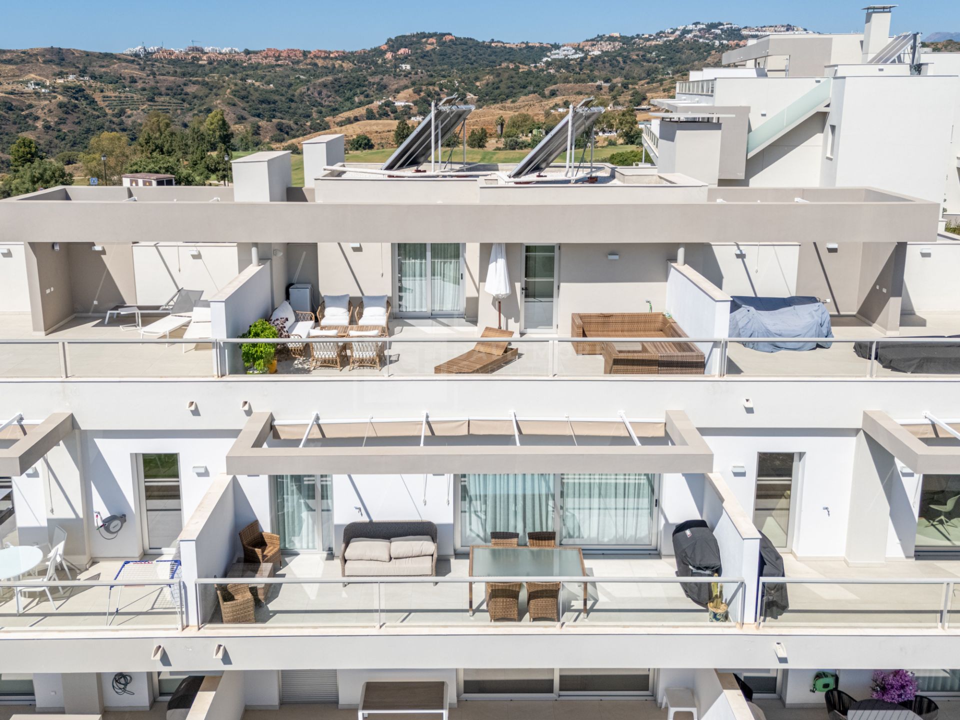 STUNNING 3-BEDROOM DUPLEX PENTHOUSE IN HARMONY LA CALA GOLF