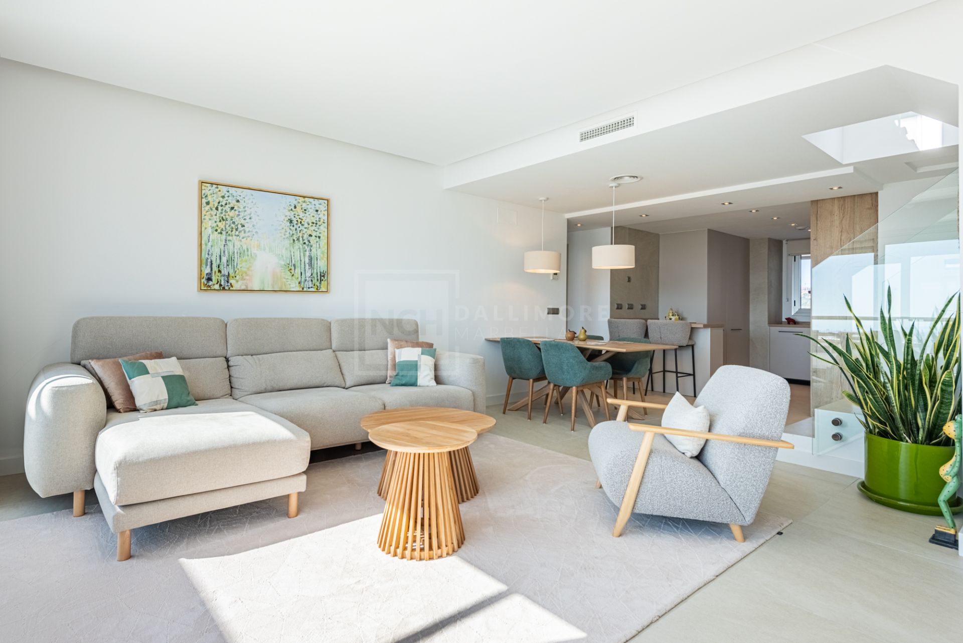 STUNNING 3-BEDROOM DUPLEX PENTHOUSE IN HARMONY LA CALA GOLF