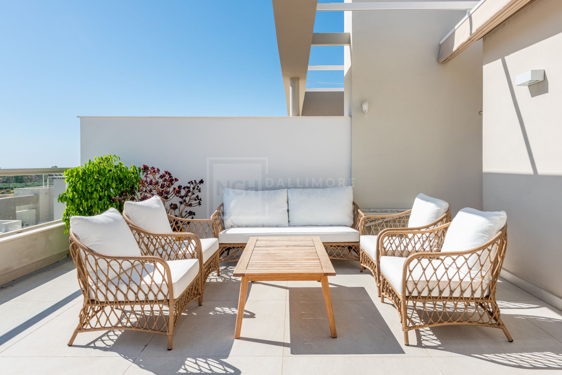 STUNNING 3-BEDROOM DUPLEX PENTHOUSE IN HARMONY LA CALA GOLF