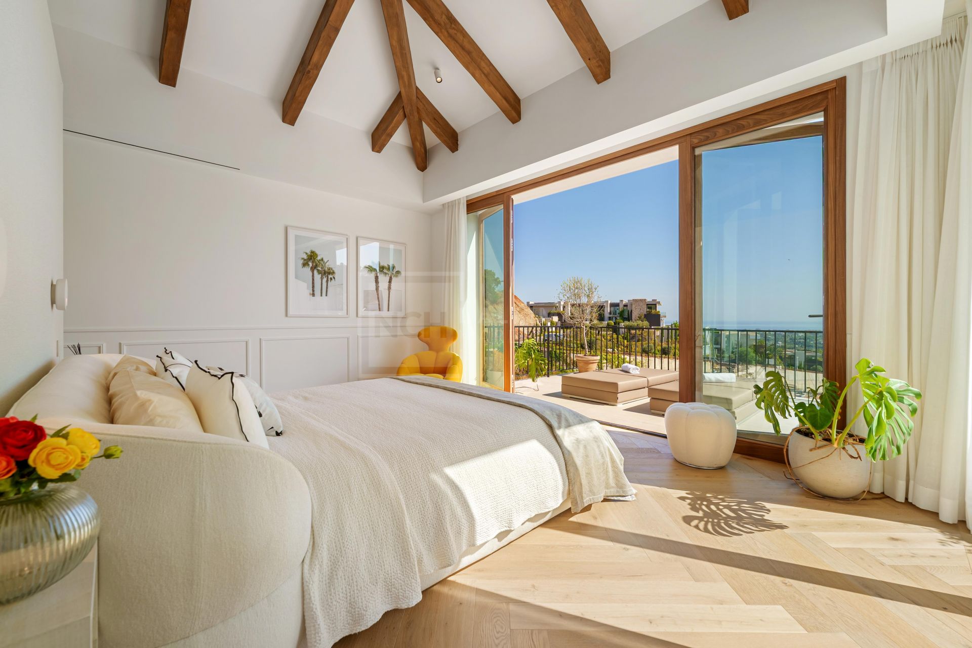 BRAND NEW VILLA WITH PANORAMIC SEA VIEWS LOCATED IN DOUBLE GATED COMMUNITY