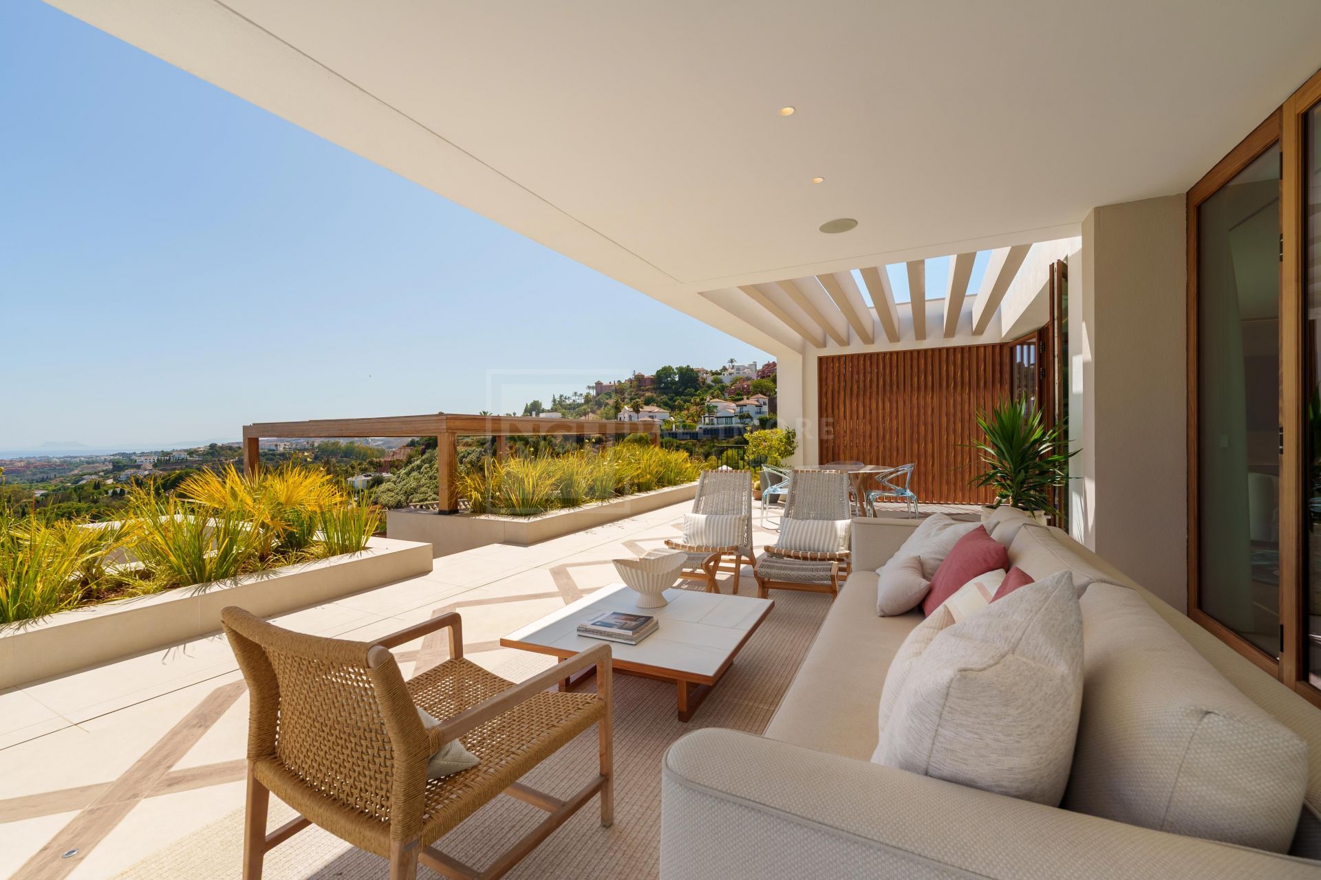 BRAND NEW VILLA WITH PANORAMIC SEA VIEWS LOCATED IN DOUBLE GATED COMMUNITY