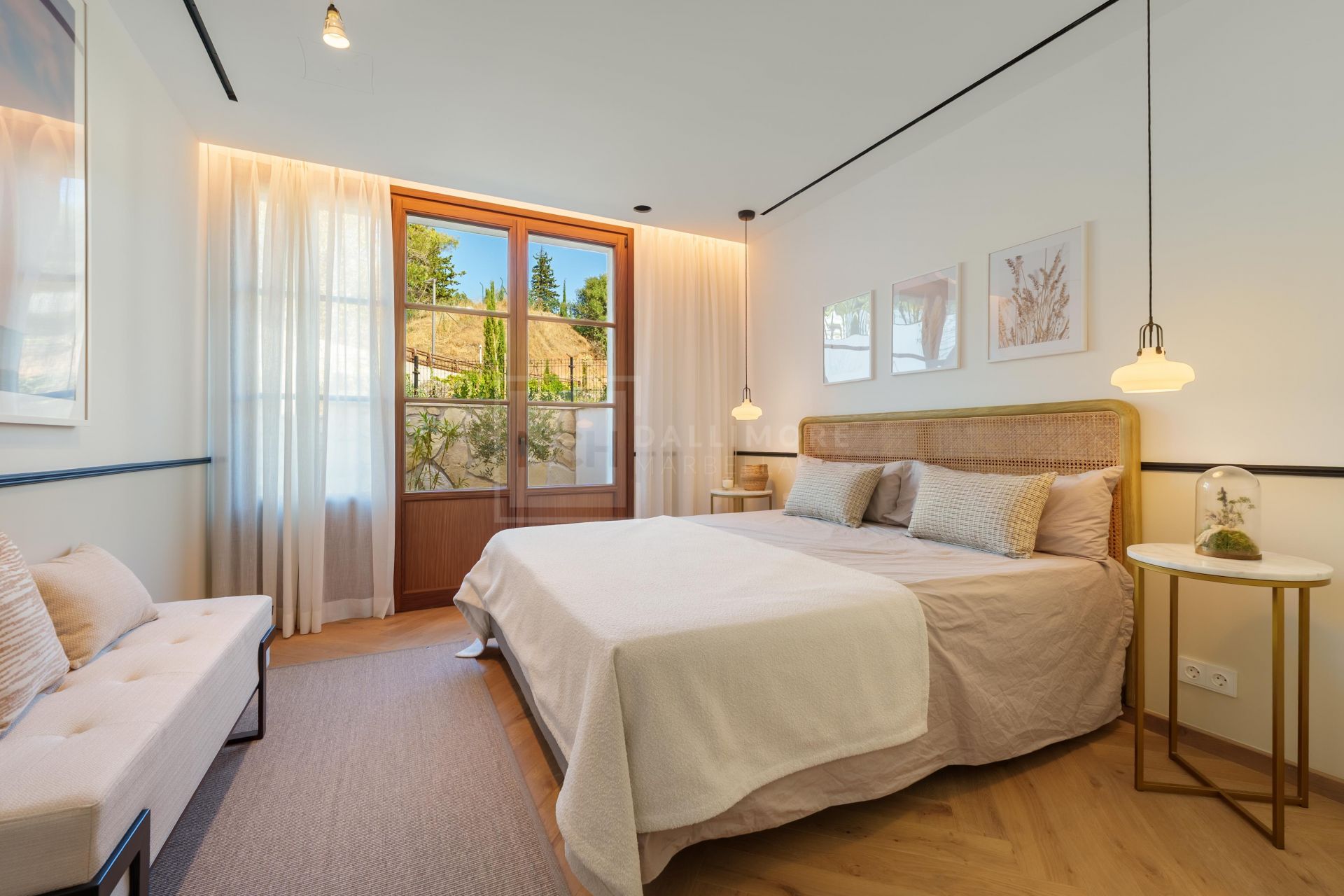 BRAND NEW VILLA WITH PANORAMIC SEA VIEWS LOCATED IN DOUBLE GATED COMMUNITY