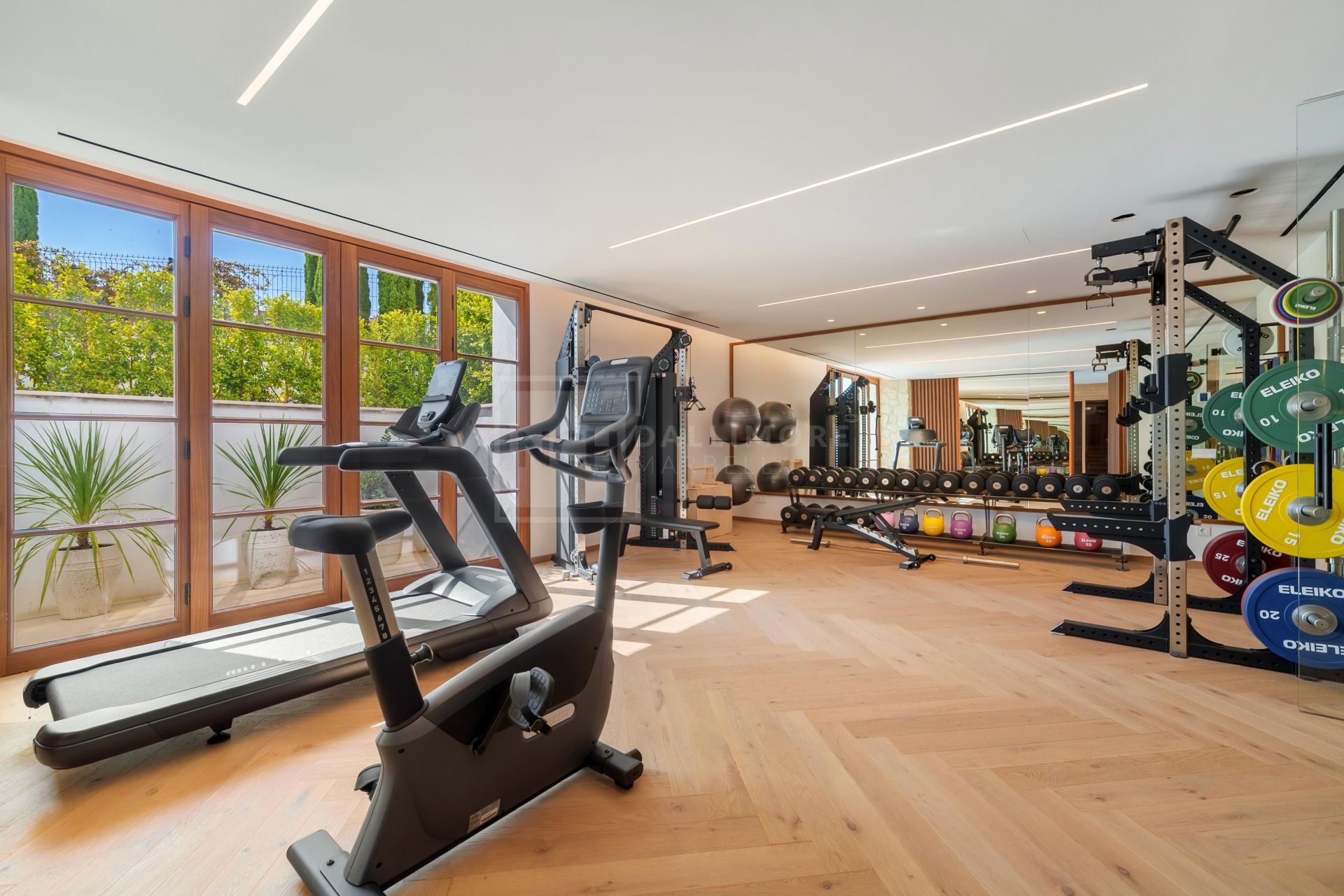 BRAND NEW VILLA WITH PANORAMIC SEA VIEWS LOCATED IN DOUBLE GATED COMMUNITY
