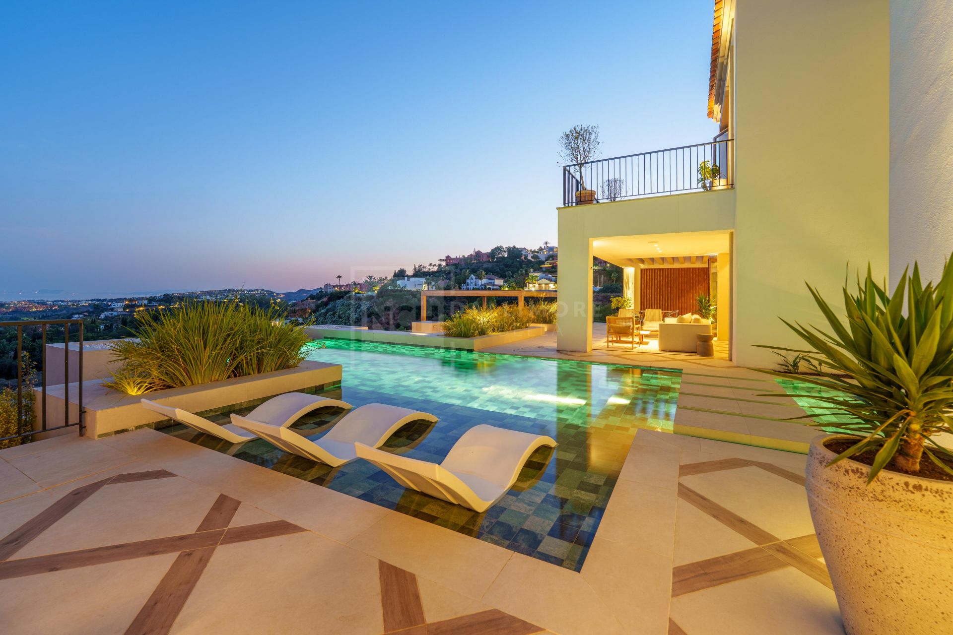 BRAND NEW VILLA WITH PANORAMIC SEA VIEWS LOCATED IN DOUBLE GATED COMMUNITY