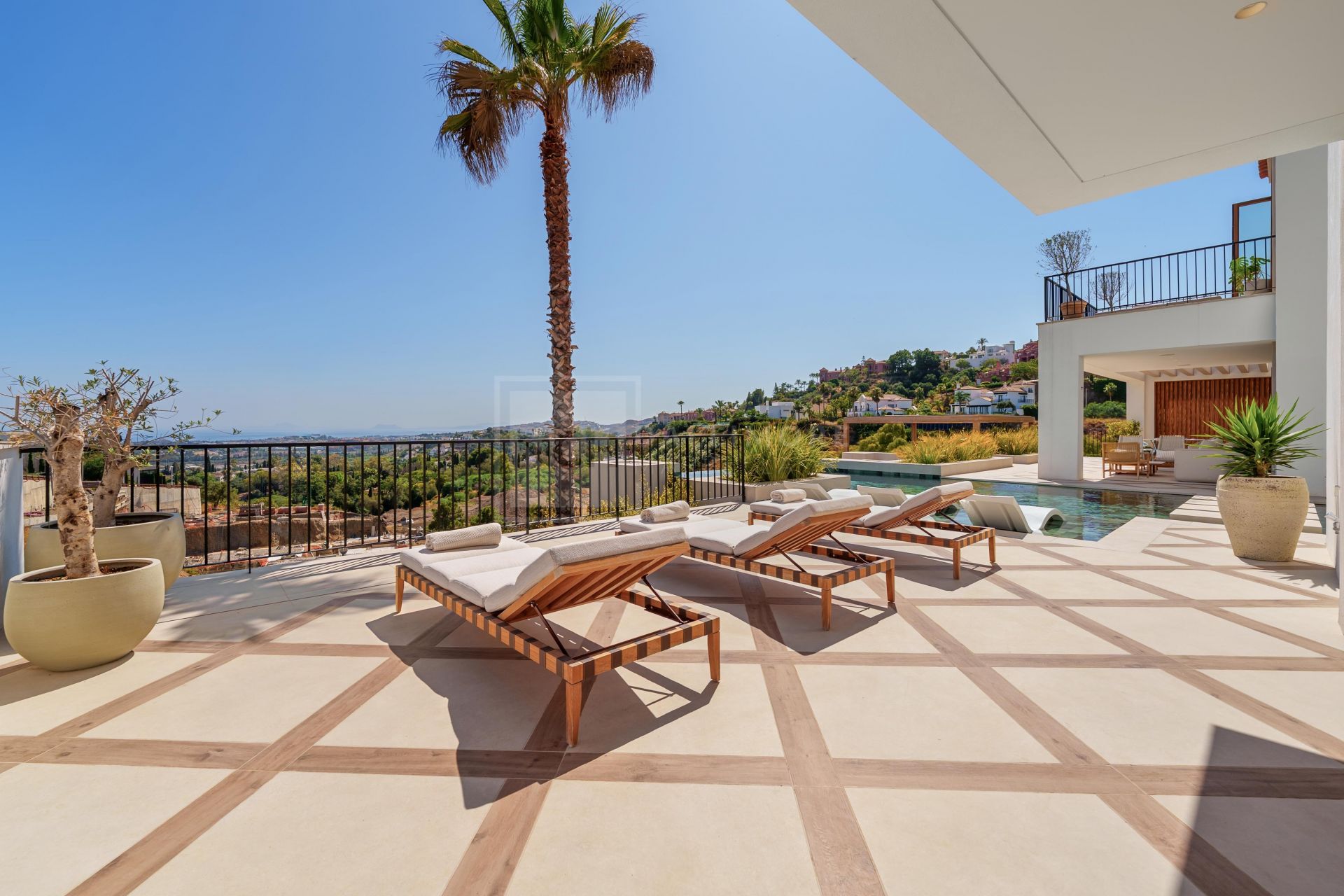BRAND NEW VILLA WITH PANORAMIC SEA VIEWS LOCATED IN DOUBLE GATED COMMUNITY