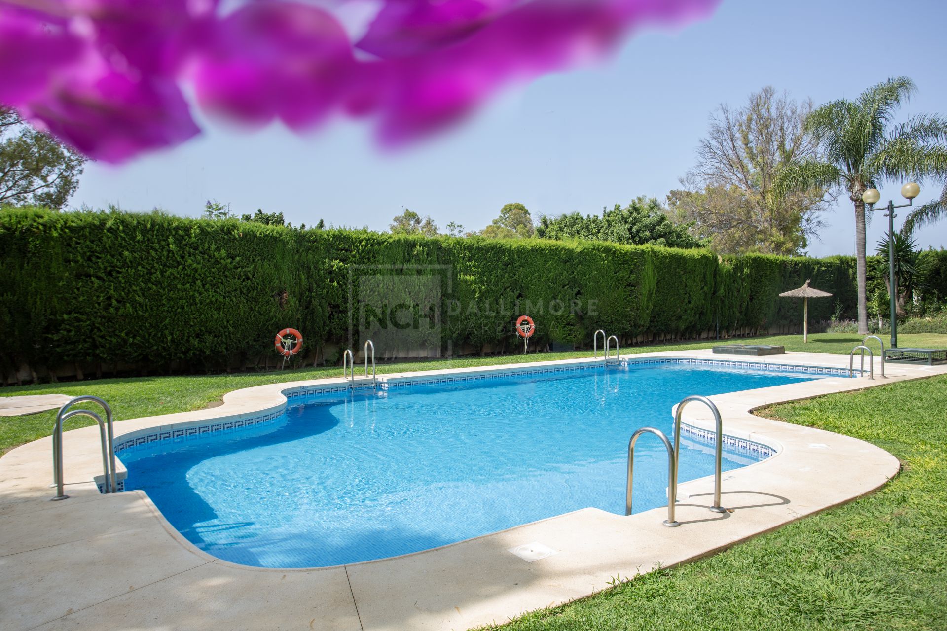 RECENTLY REFORMED 1-BEDROOM APARTMENT IN LORCRIMAR 1