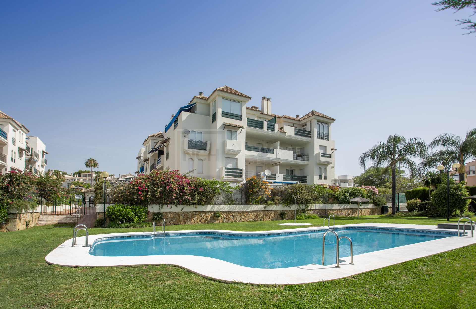 RECENTLY REFORMED 1-BEDROOM APARTMENT IN LORCRIMAR 1