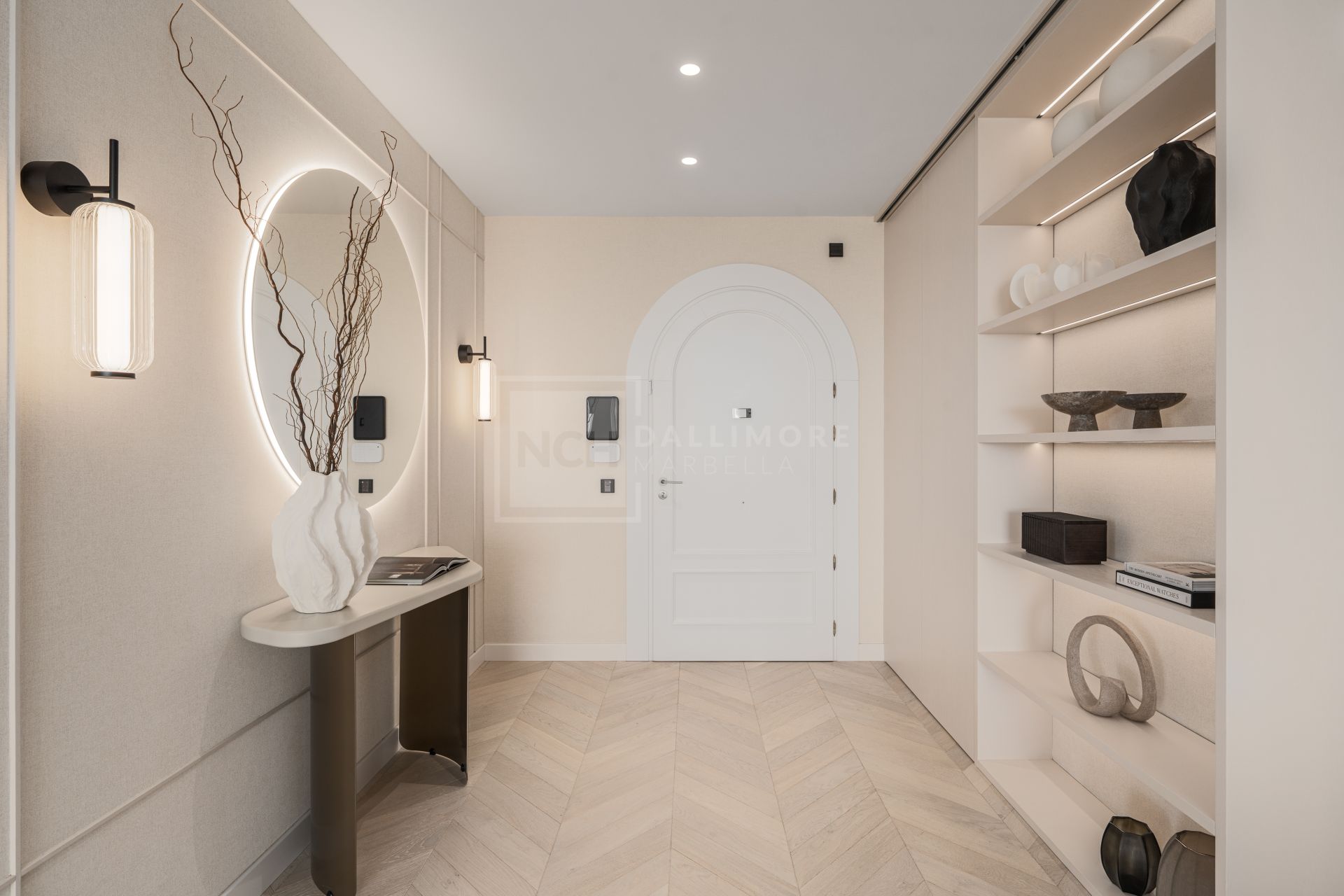 APARTAMENTO ELEVADO EN PLANTA BAJA CON VISTAS PANORÁMICAS AL MAR