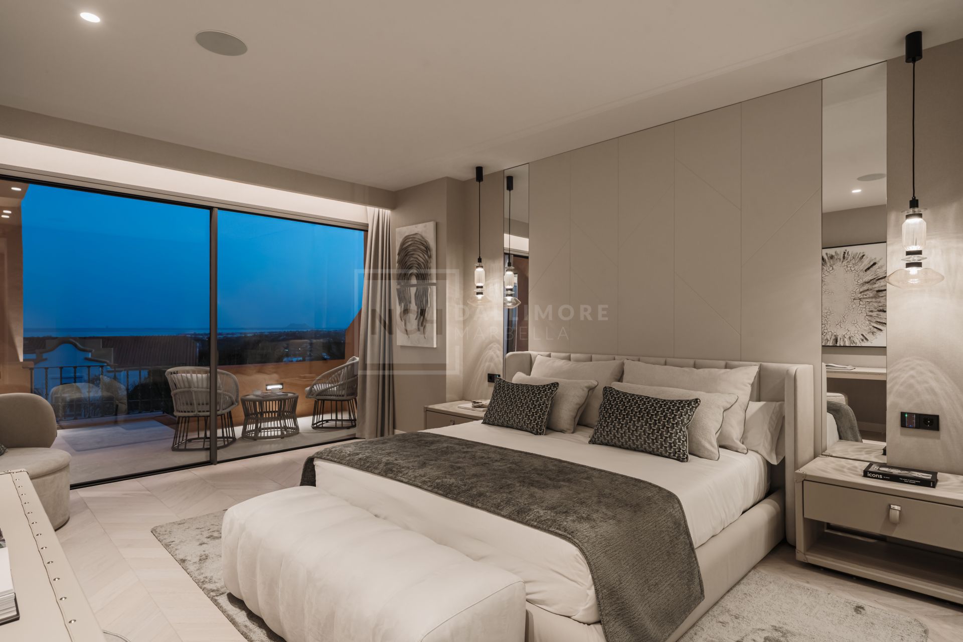 APARTAMENTO ELEVADO EN PLANTA BAJA CON VISTAS PANORÁMICAS AL MAR