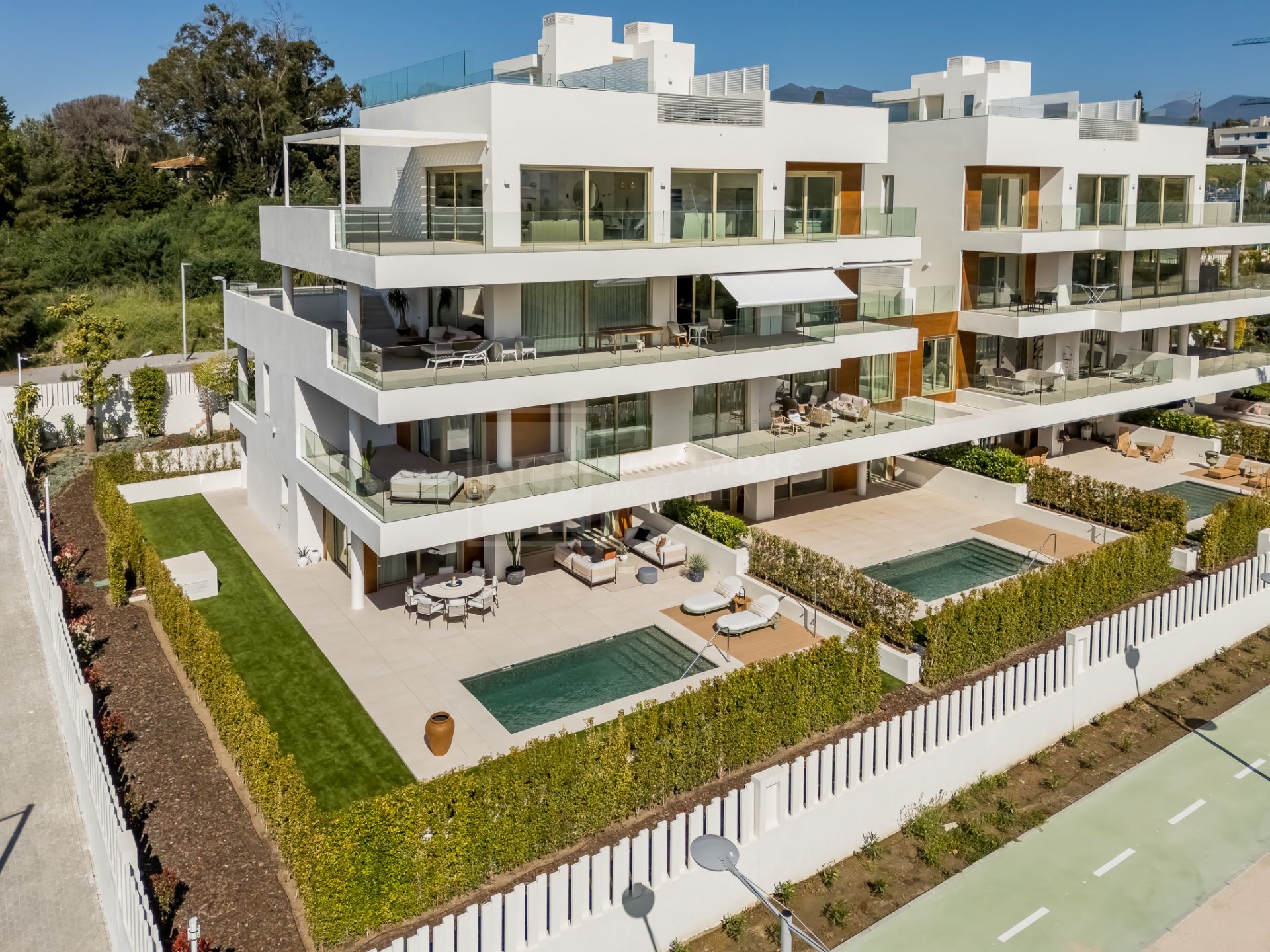 LUXURY APARTMENT LOCATED IN BENALUS - GOLDEN MILE MARBELLA