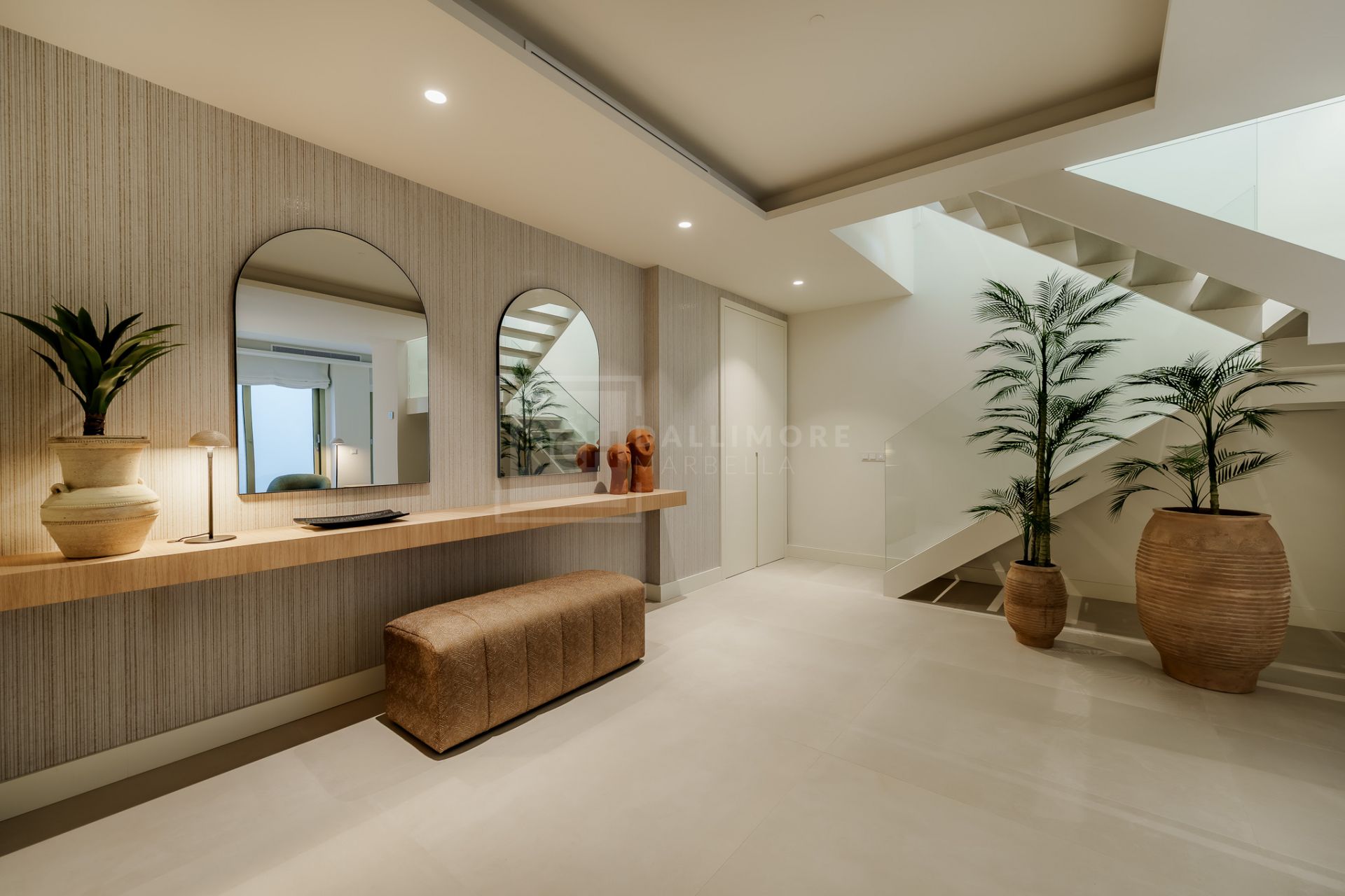 LUXURY APARTMENT LOCATED IN BENALUS - GOLDEN MILE MARBELLA