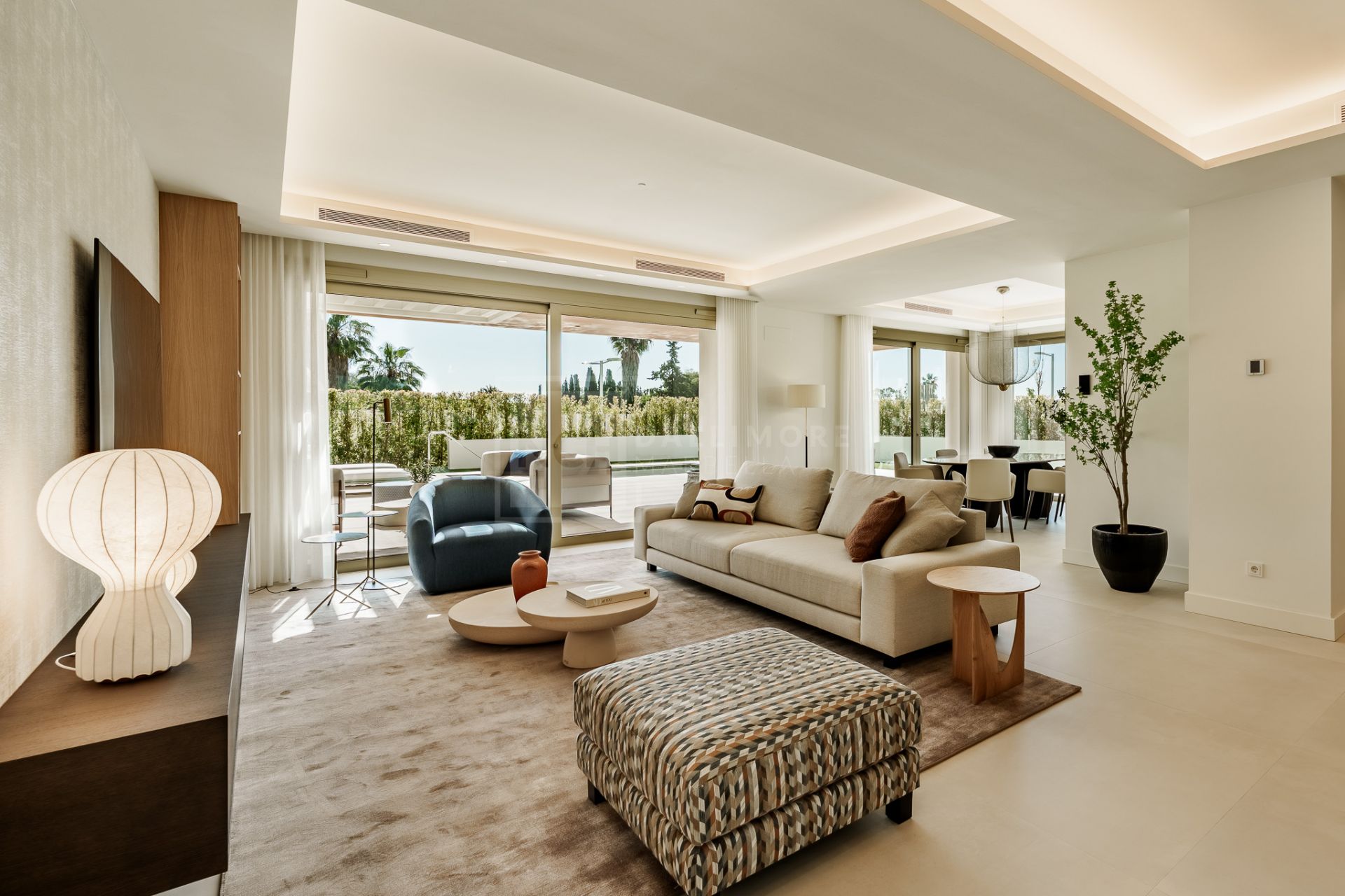 LUXURY APARTMENT LOCATED IN BENALUS - GOLDEN MILE MARBELLA