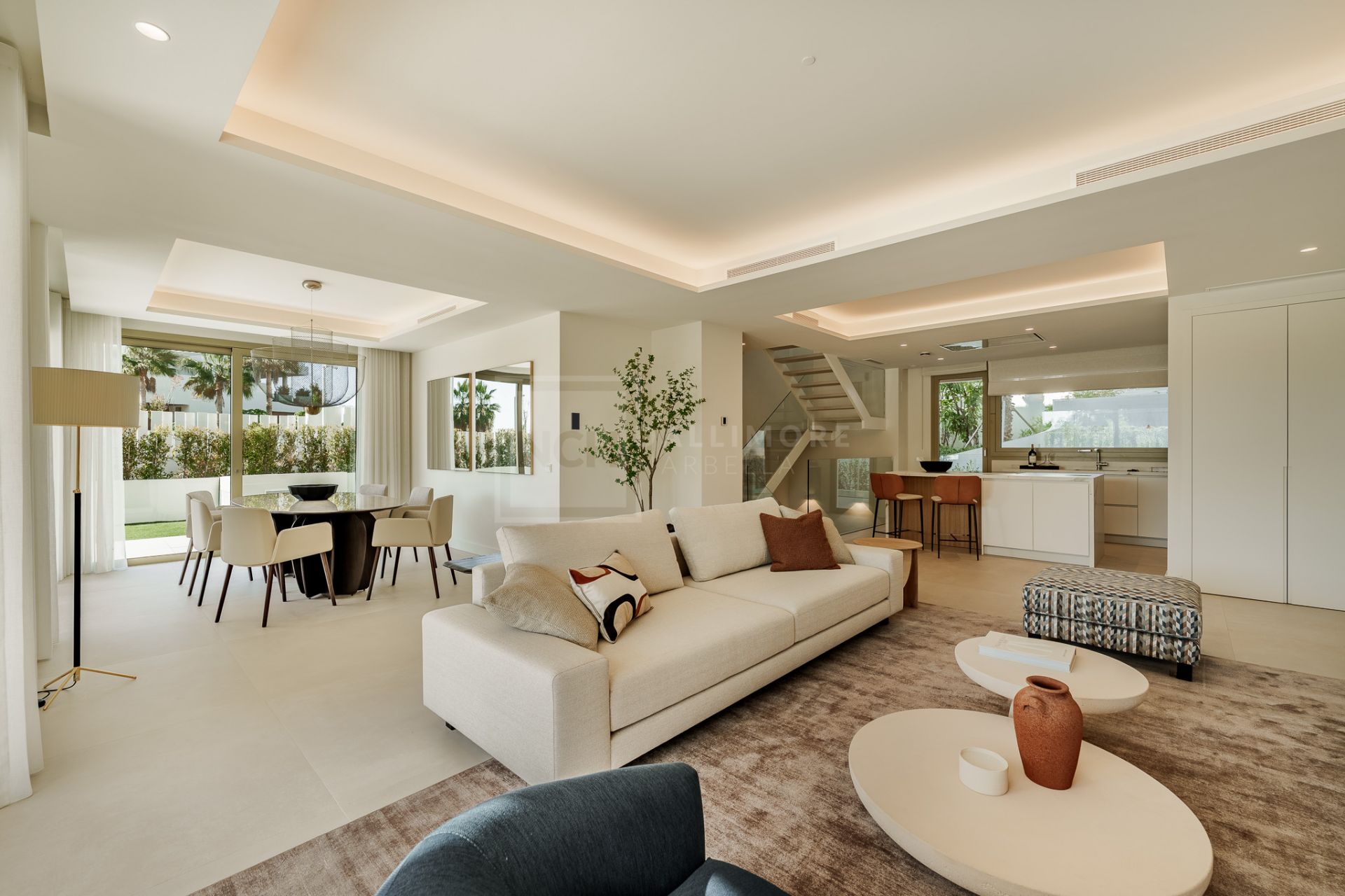 LUXURY APARTMENT LOCATED IN BENALUS - GOLDEN MILE MARBELLA