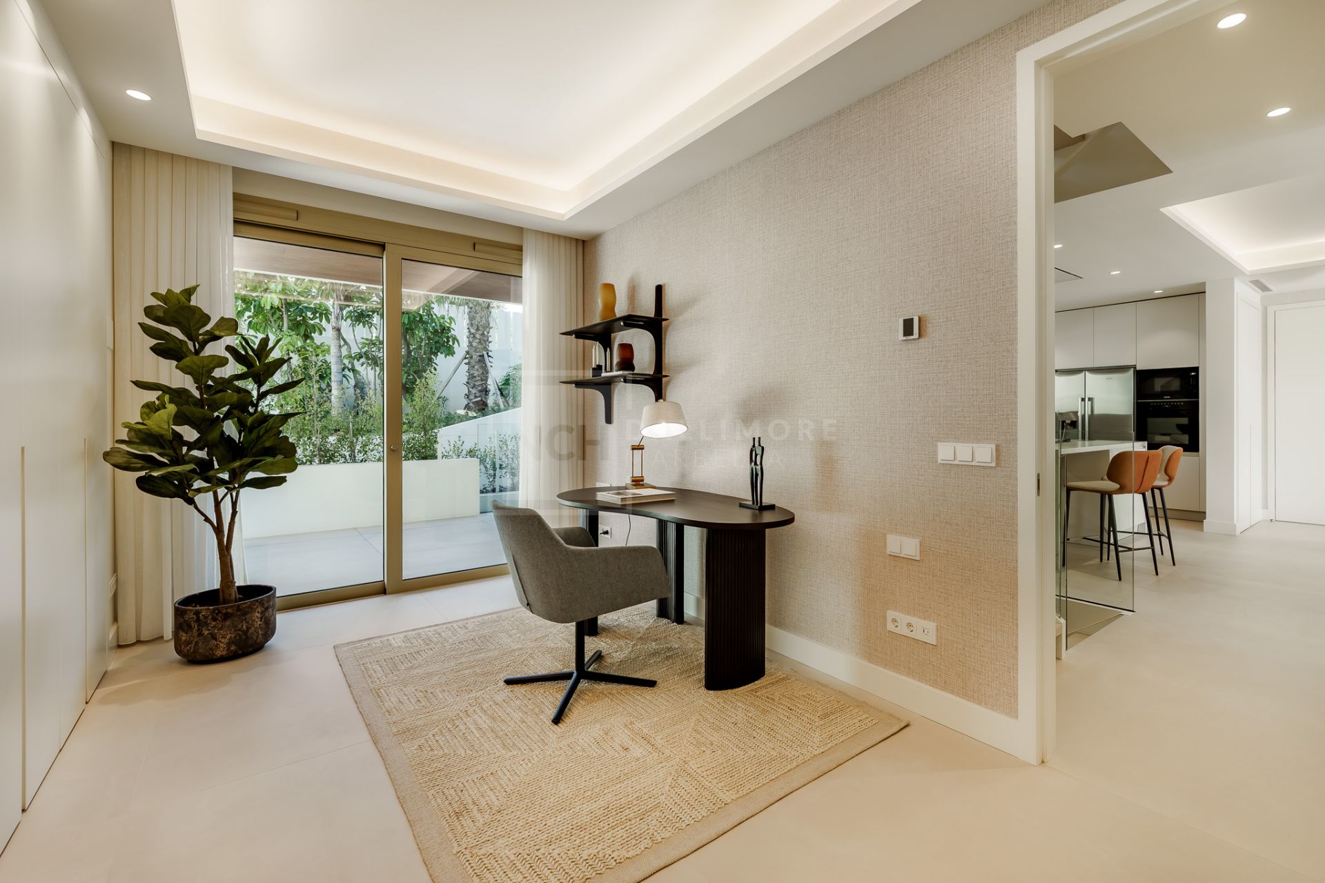 LUXURY APARTMENT LOCATED IN BENALUS - GOLDEN MILE MARBELLA