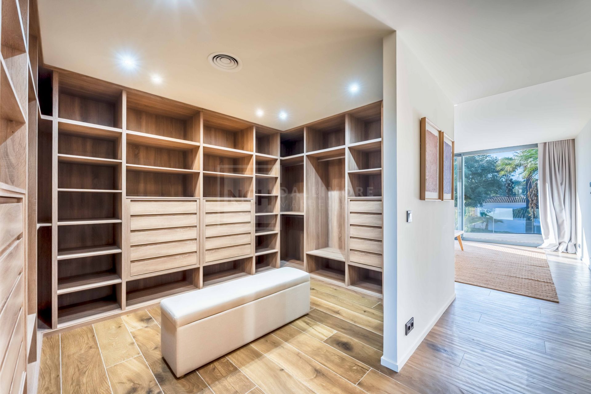 NEW BUILD VILLA IN SOTOGRANDE COSTA