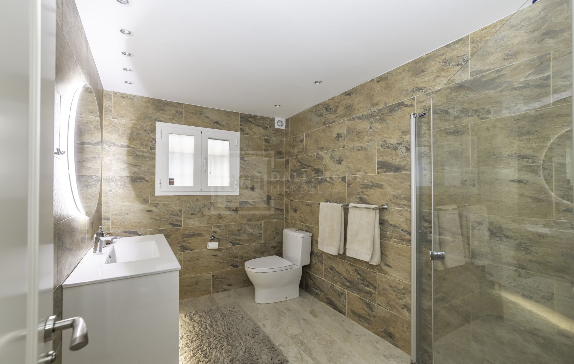 Venta de chalet reformado