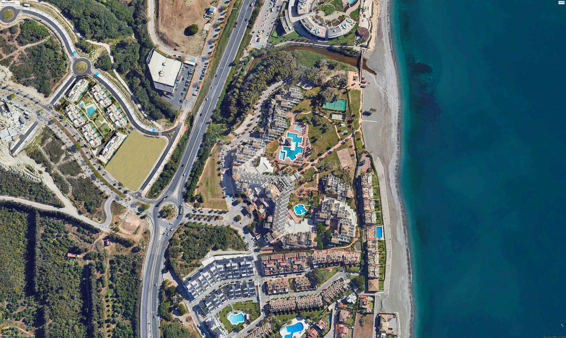 BRAND NEW DEVELOPMENT WALKING DISTANCE FROM THE BEACH IN ESTEPONA