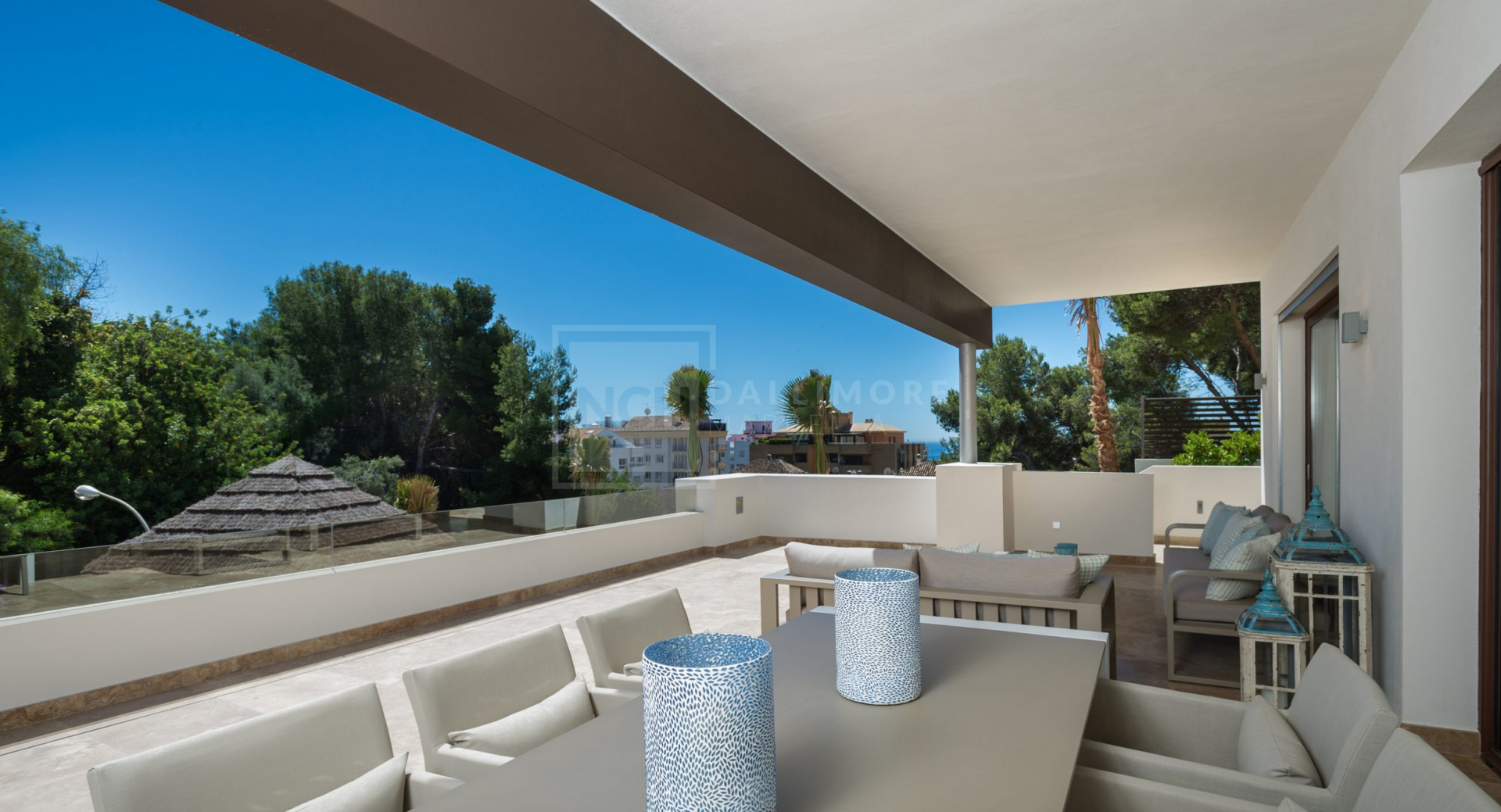 MODERN HOUSE IN THE CENTRE OF MARBELLA