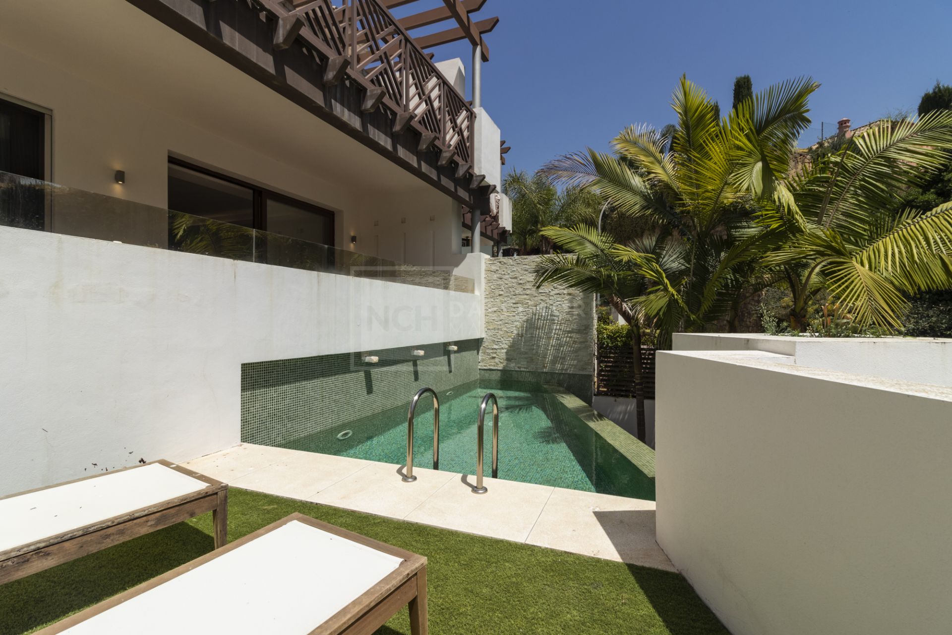 MODERN HOUSE IN THE CENTRE OF MARBELLA