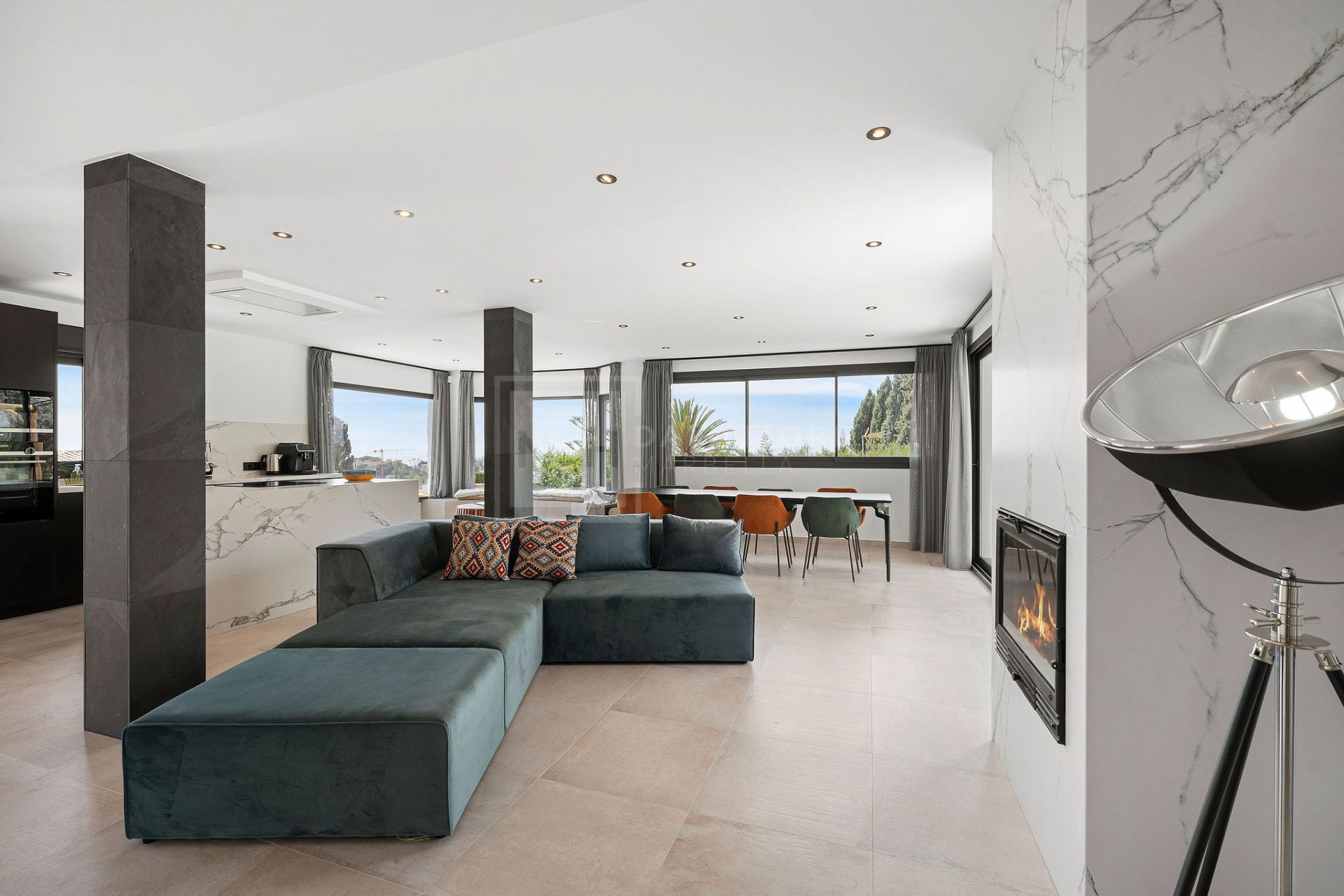 SERENE 4-BEDROOM VILLA WITH SEA VIEWS AND PRIVATE POOL IN MARBELLA EAST