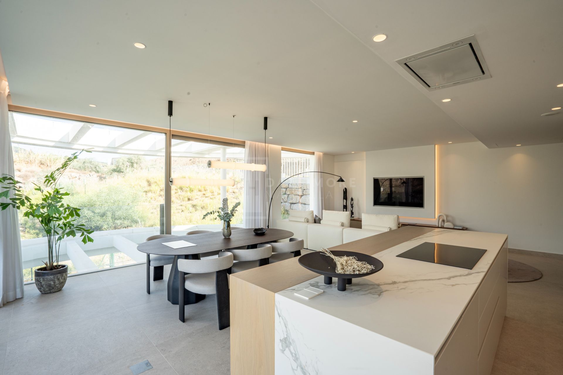 BRAND-NEW DUPLEX PENTHOUSE LOCATED IN THE VIEW, LA QUINTA