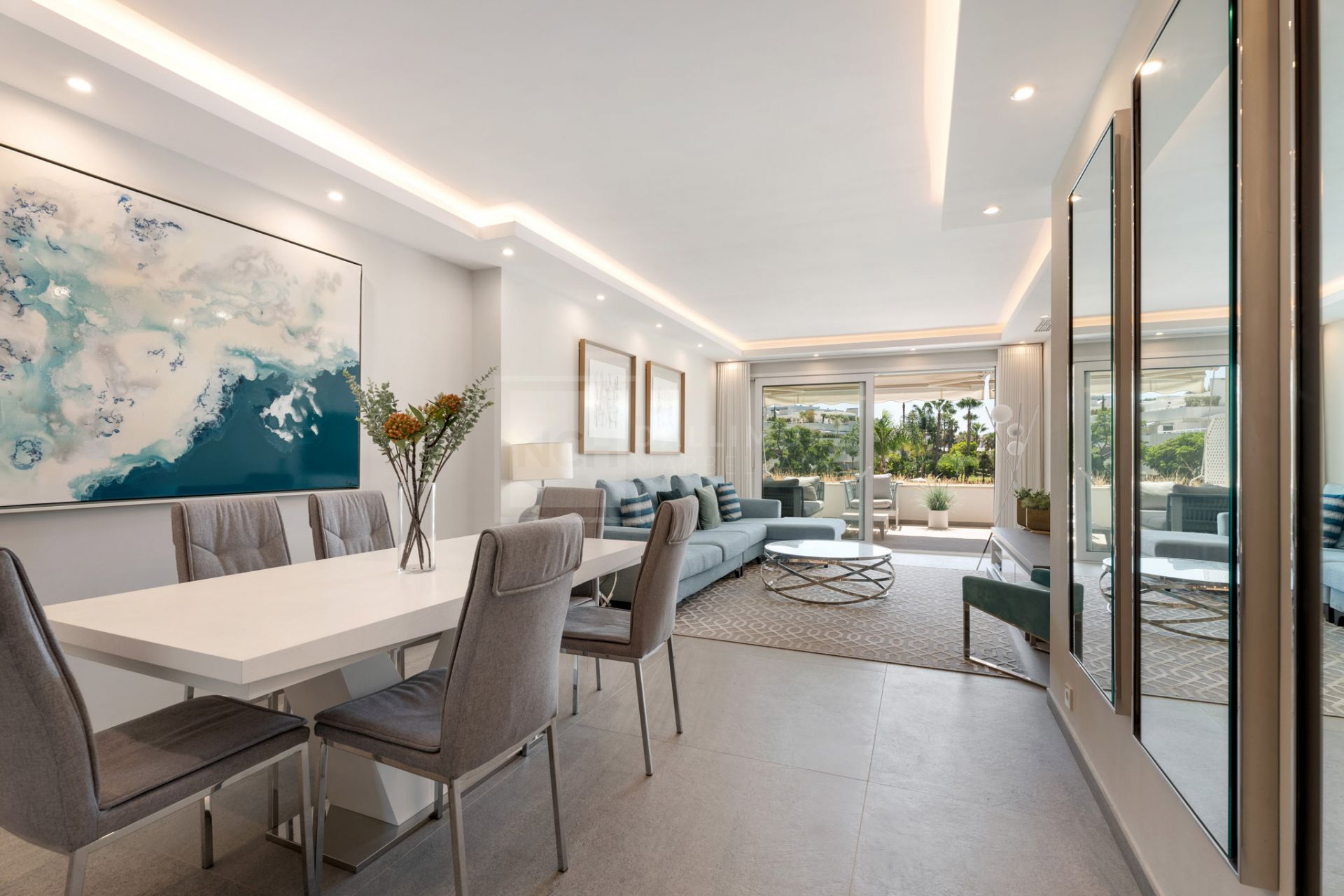 ELEGANT 2-BEDROOM RETREAT IN NUEVA ANDALUCÍA WITH POOLS, GYM AND GOLF VIEWS