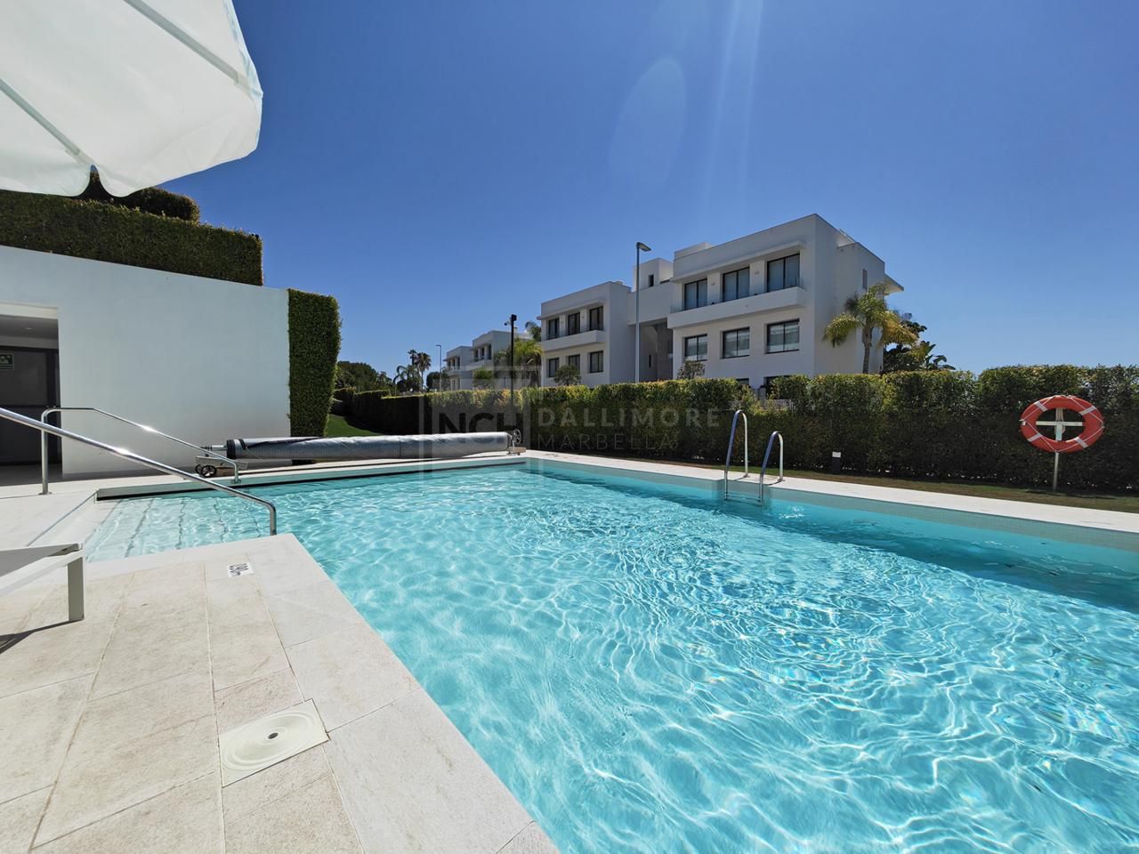 APARTAMENTO ELEGANTE CON 3 DORMITORIOS Y TERRAZA ORIENTADA AL ATARDECER EN LA NUEVA MILLA DE ORO