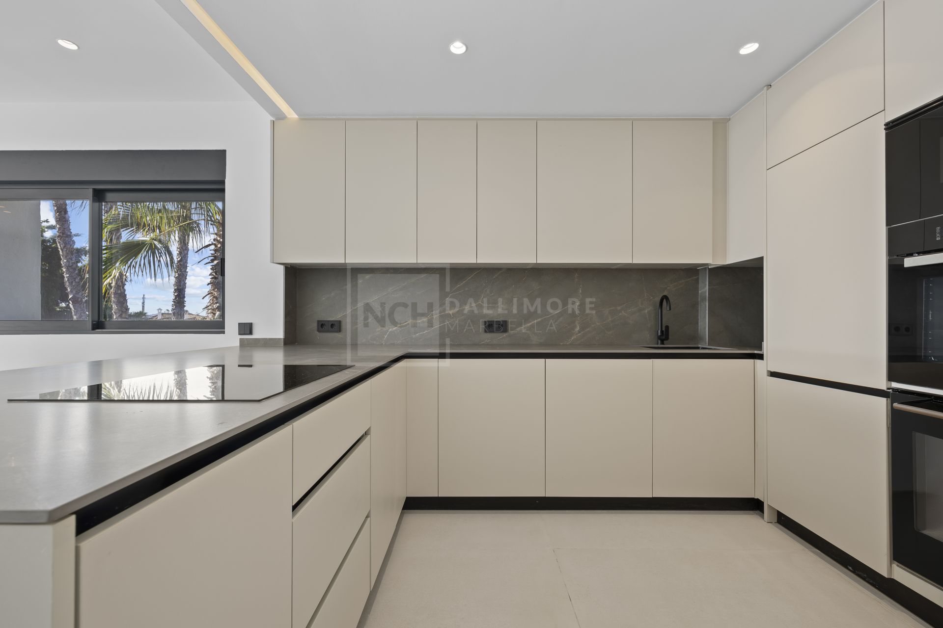 STUNNING 3-BEDROOM PENTHOUSES & 4-BEDROOM TOWNHOUSES IN A GATED COASTAL COMMUNITY