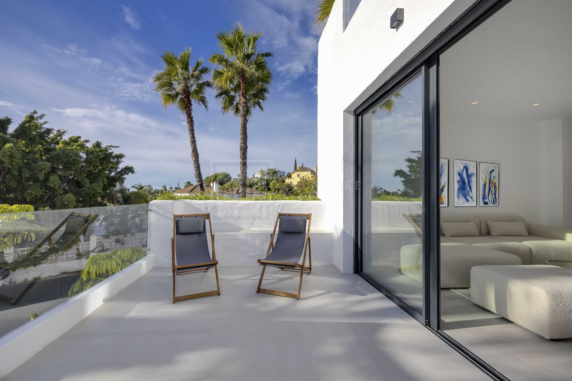 STUNNING 3-BEDROOM PENTHOUSES & 4-BEDROOM TOWNHOUSES IN A GATED COASTAL COMMUNITY