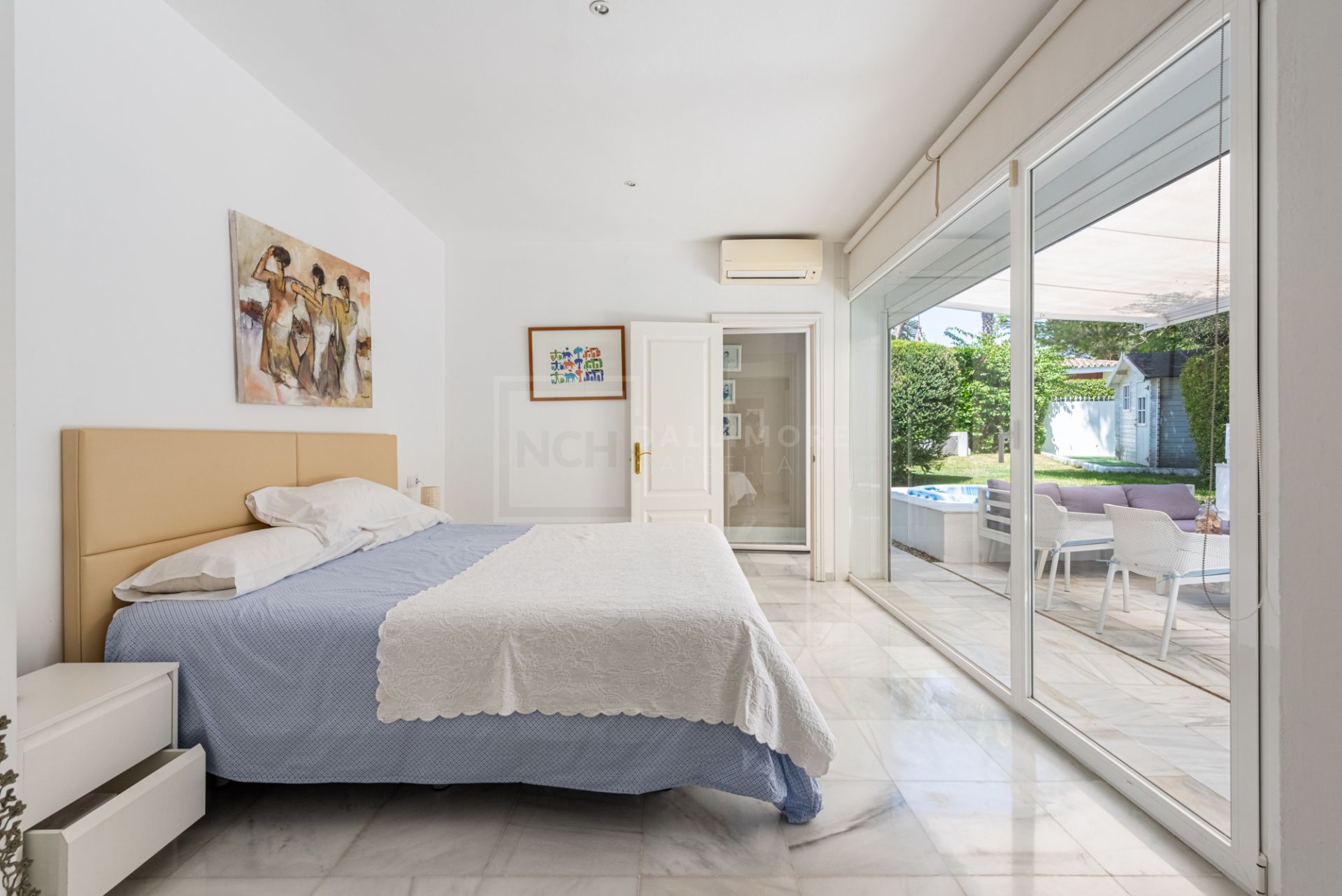 ELEGANT SEMI-DETACHED BEACHSIDE VILLA IN LOS MONTEROS, MARBELLA EAST – JUST 150M FROM THE BEACH
