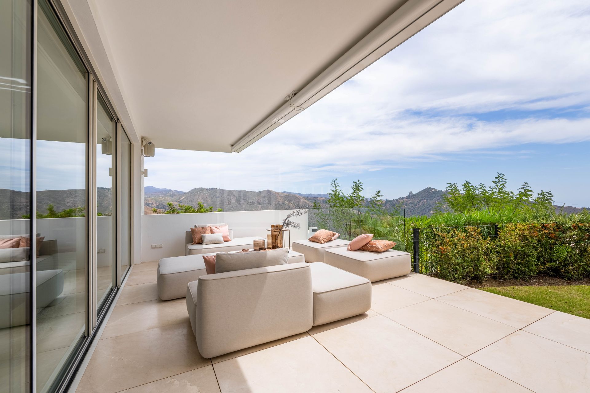 THREE-BEDROOM LUXURY HAVEN WITH PANORAMIC SEA VIEWS AND PRIVATE GARDEN OASIS