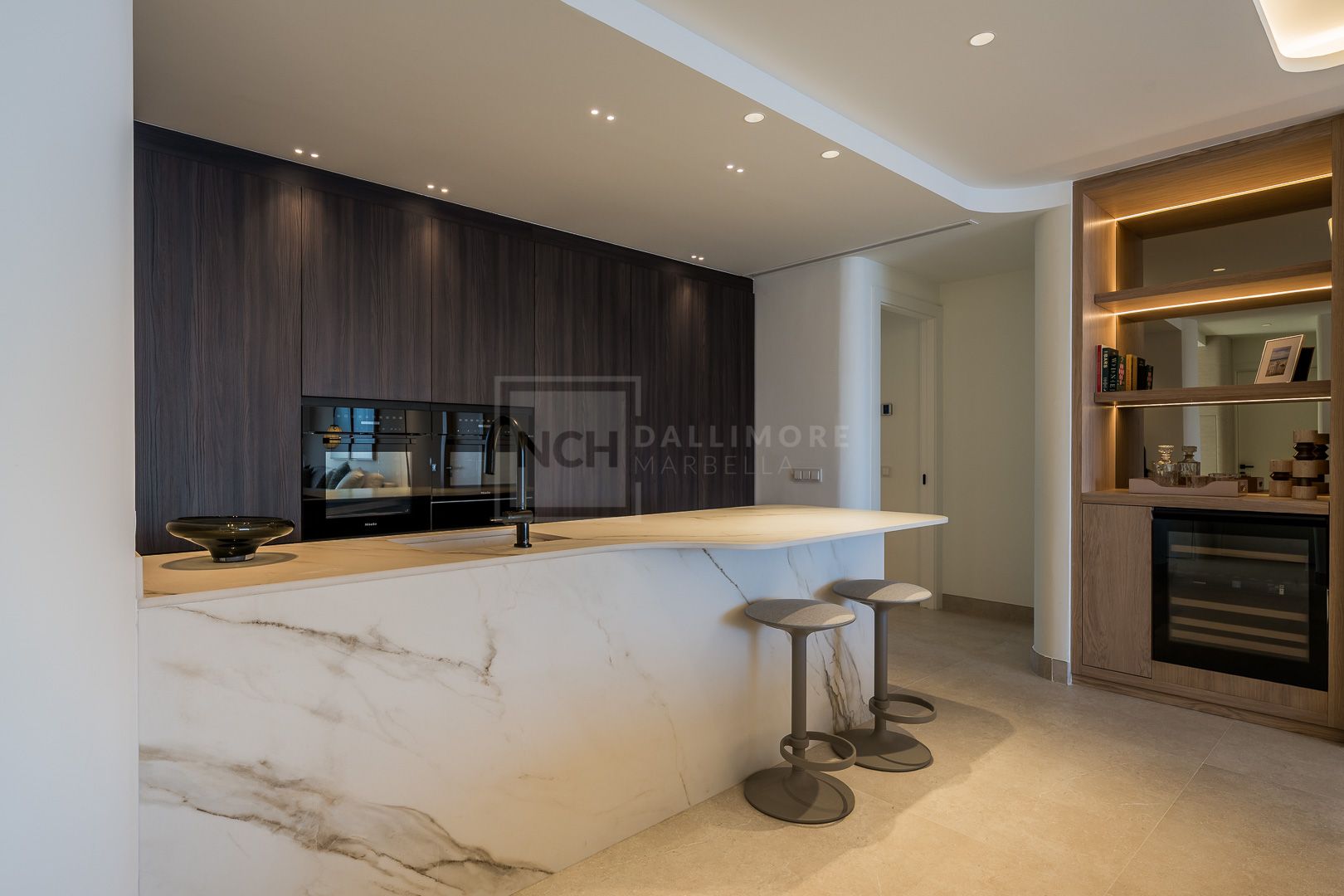 FULLY REFURBISHED PENTHOUSE IN BAHIA DEL VELERIN