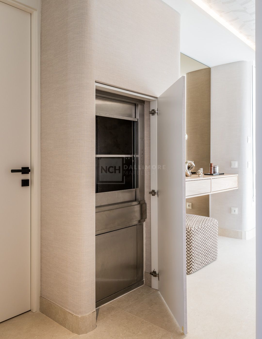 FULLY REFURBISHED PENTHOUSE IN BAHIA DEL VELERIN